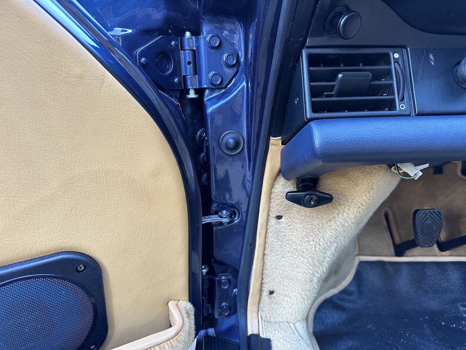 Innenraumfoto von 1986 Porsche 911 Carrera 3.2