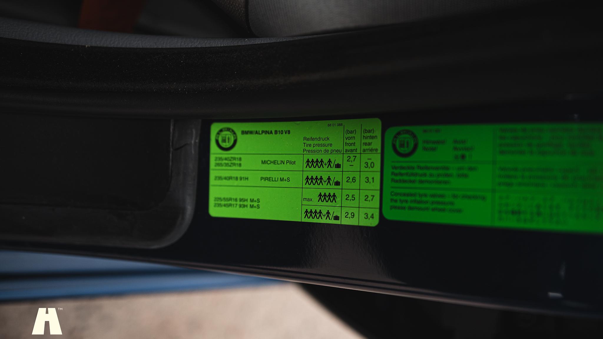 Innenraumfoto von 1998 Alpina B10 V8