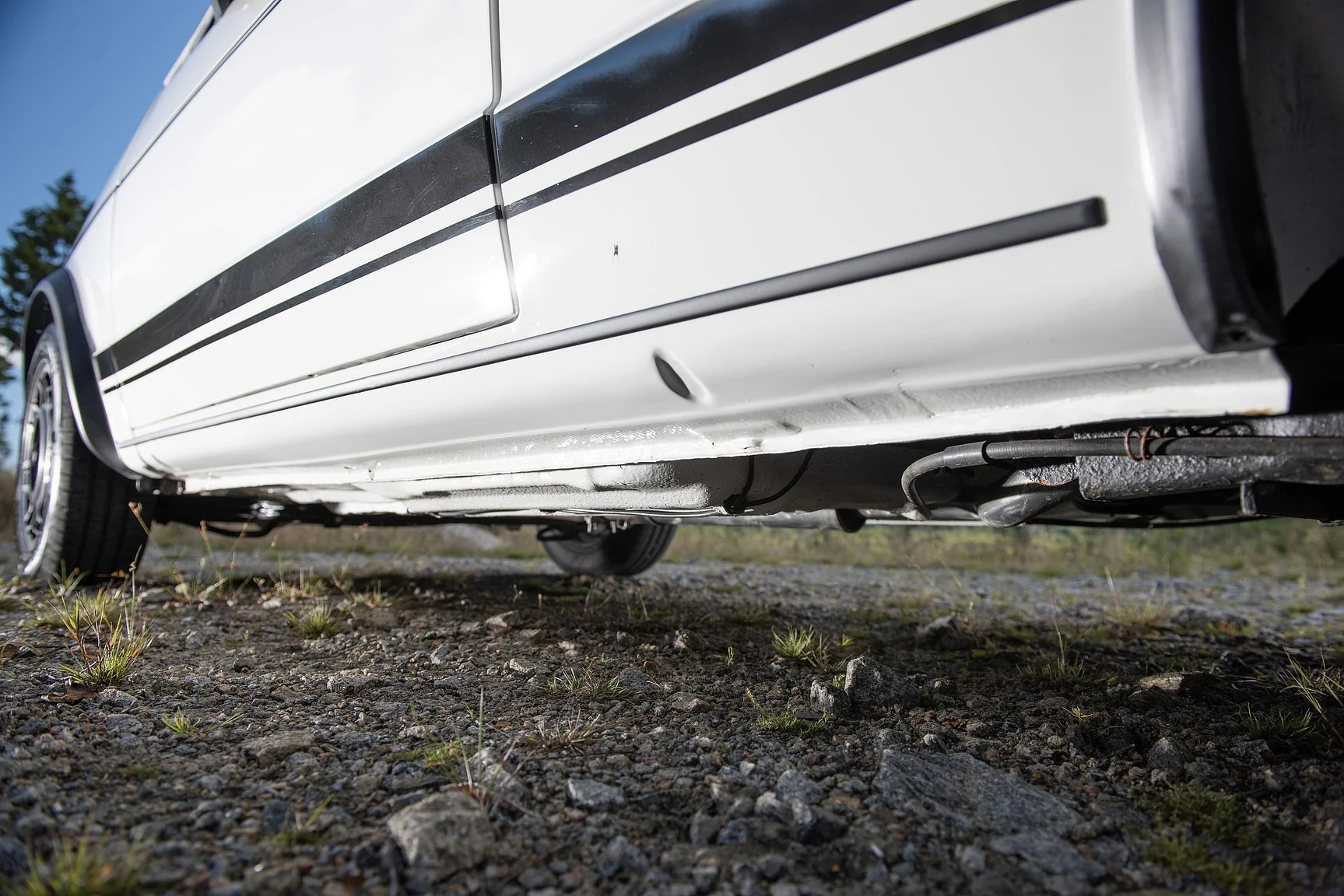 Exteriörbild på 1984 Volkswagen Golf GTI "Special" (36)