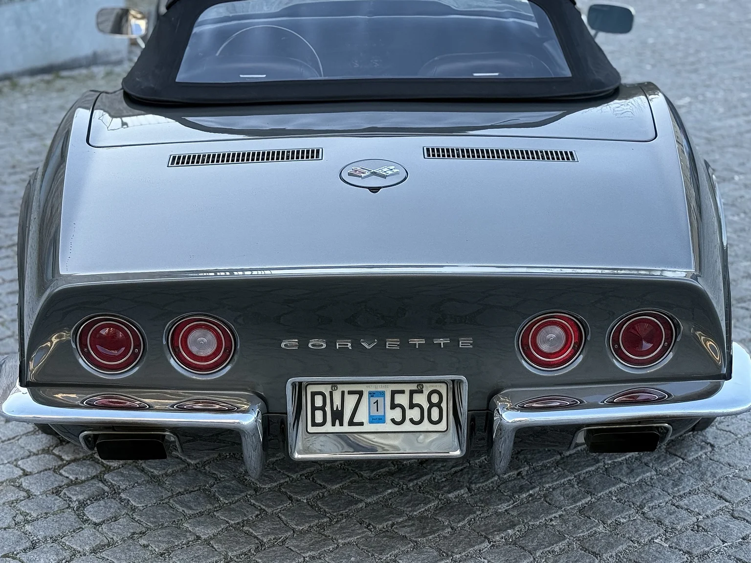 Aussenfoto 1971 Chevrolet Corvette Stingray Special 598 cui V8 795 hk (52)