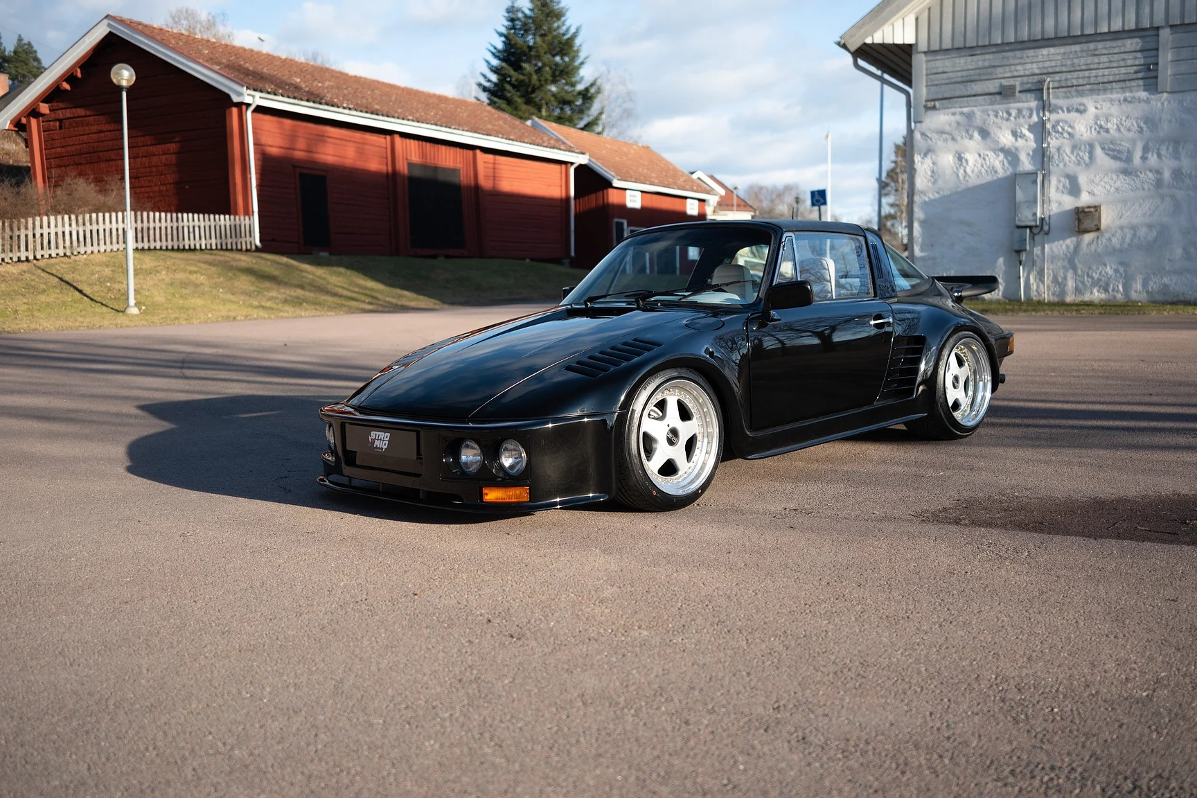 Aussenfoto 1976 Porsche 911 Targa Flachbau - Josef Zirkelbach DP (4)