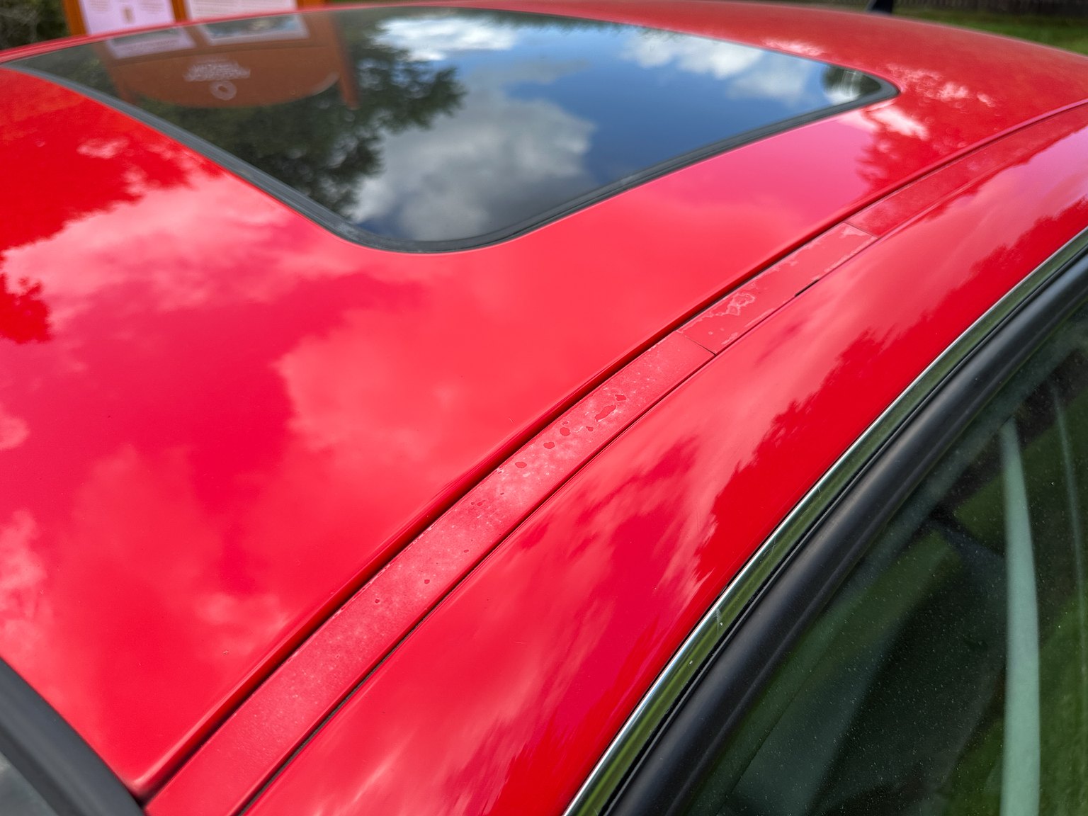 Exterior image of 2001 BMW 330Xi