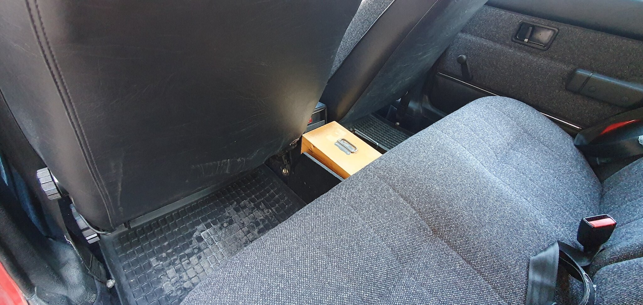 Interiörbild 1990 Volvo 245 GL
