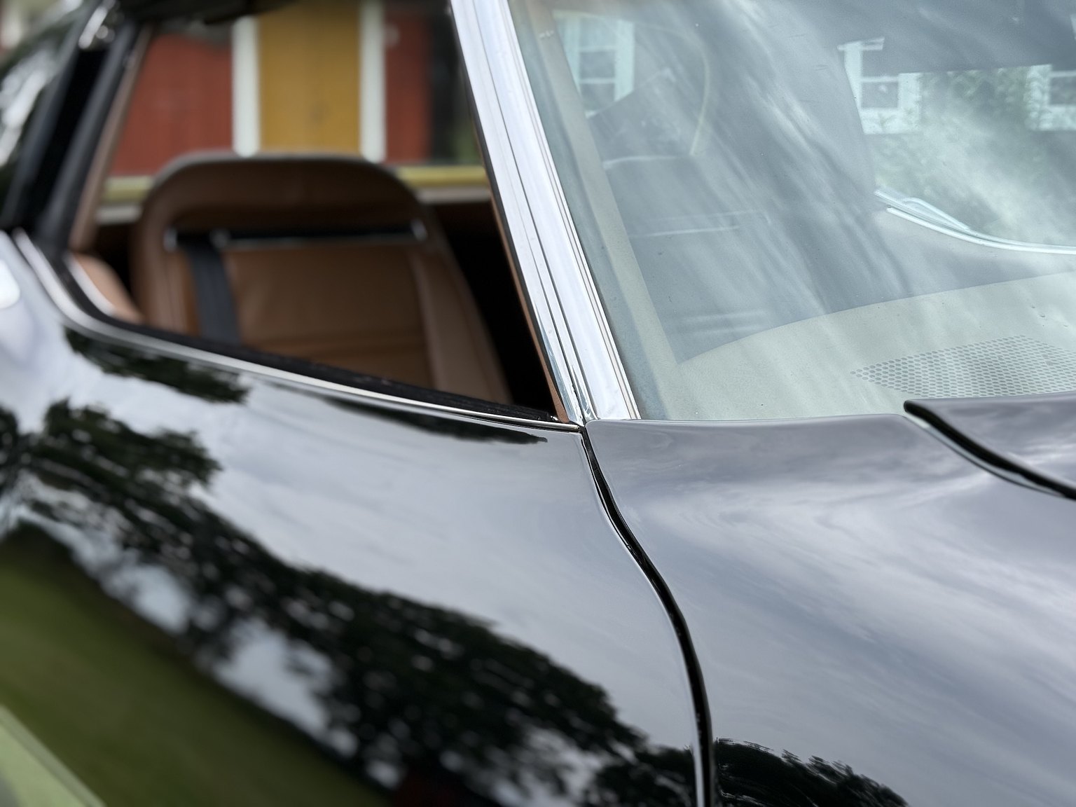 Exterior image of 1973 Chevrolet Corvette Stingray