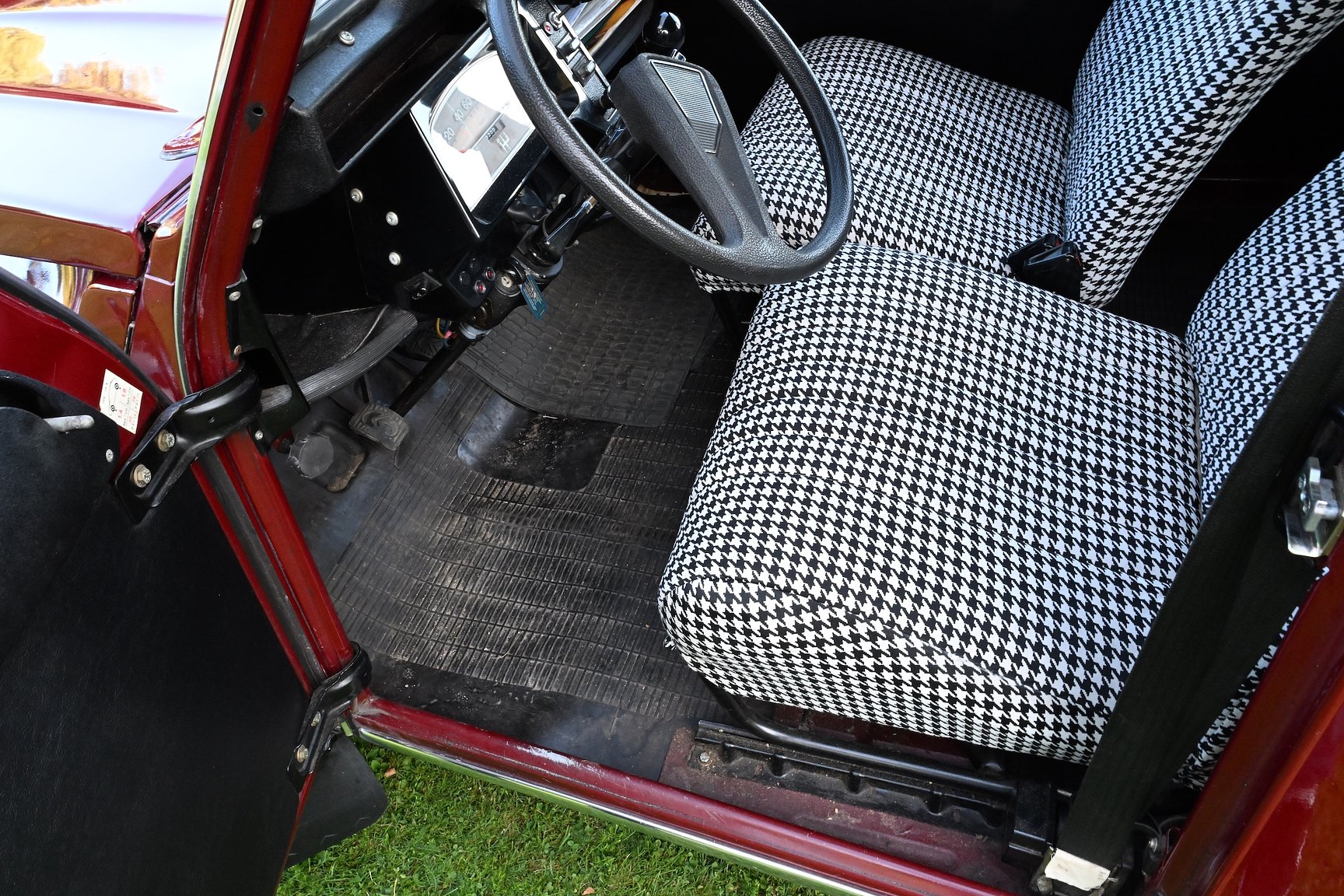Interior image of 1981 Citroën 2CV Charleston