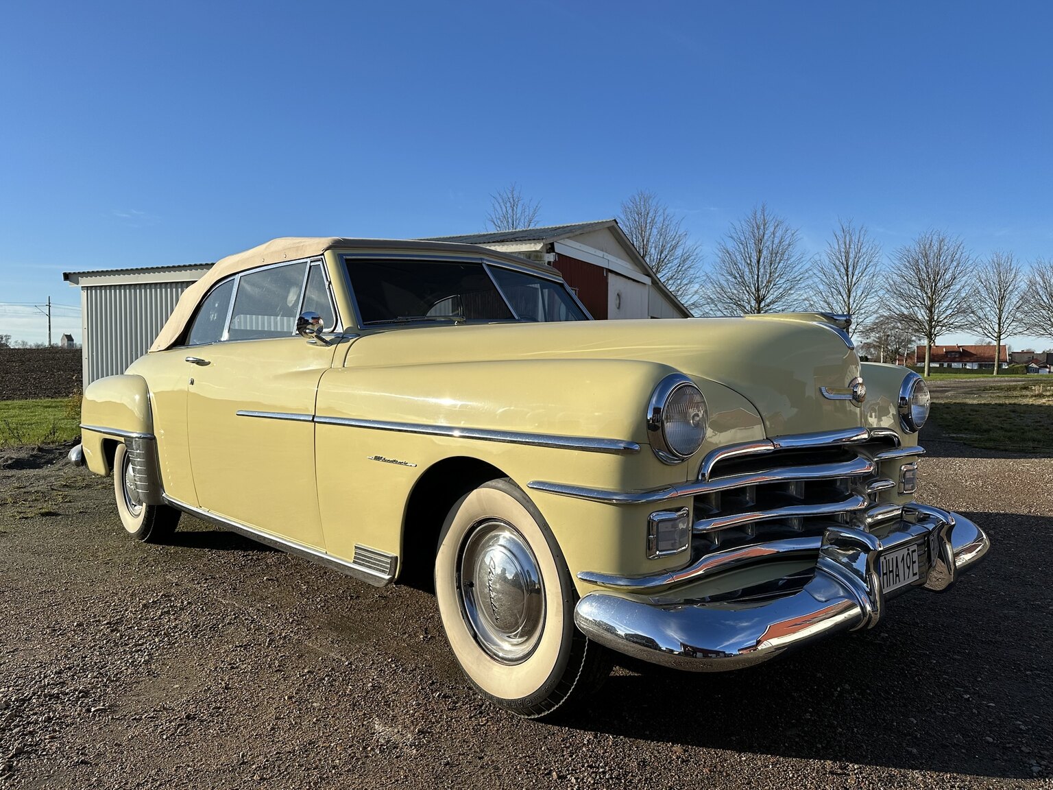 Exterior image of 1950 Chrysler Windsor Convertible (58)