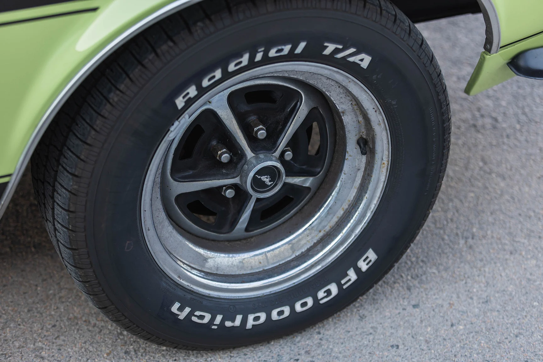 Aussenfoto 1971 Ford Mustang Mach 1 351cui (18)