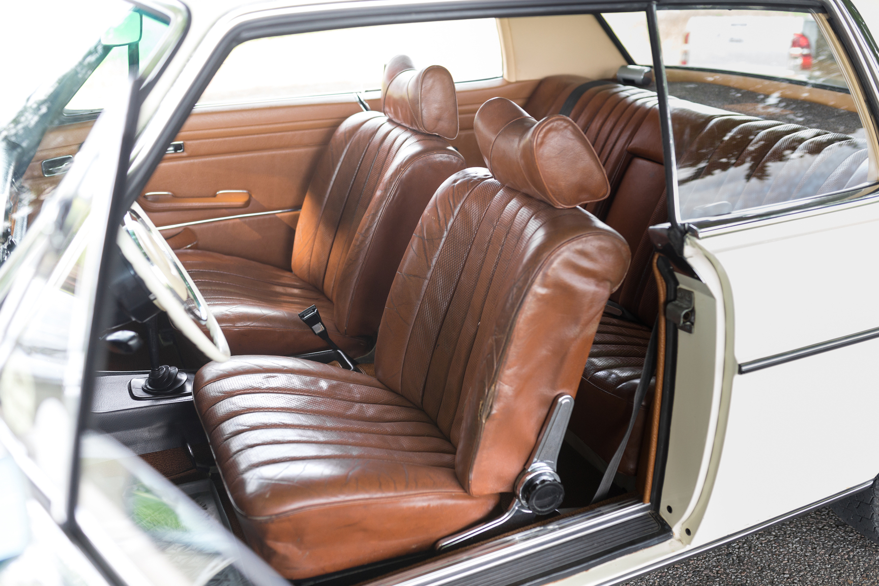 Interiörbild 1971 Mercedes 250 C