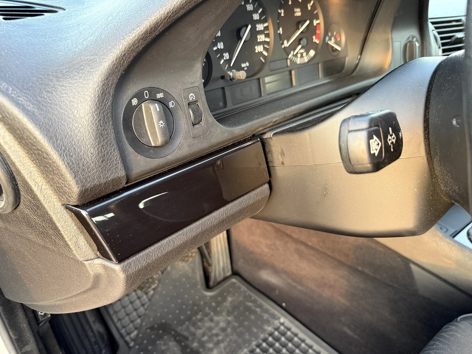 Interiörbild 2002 BMW 520i (8)