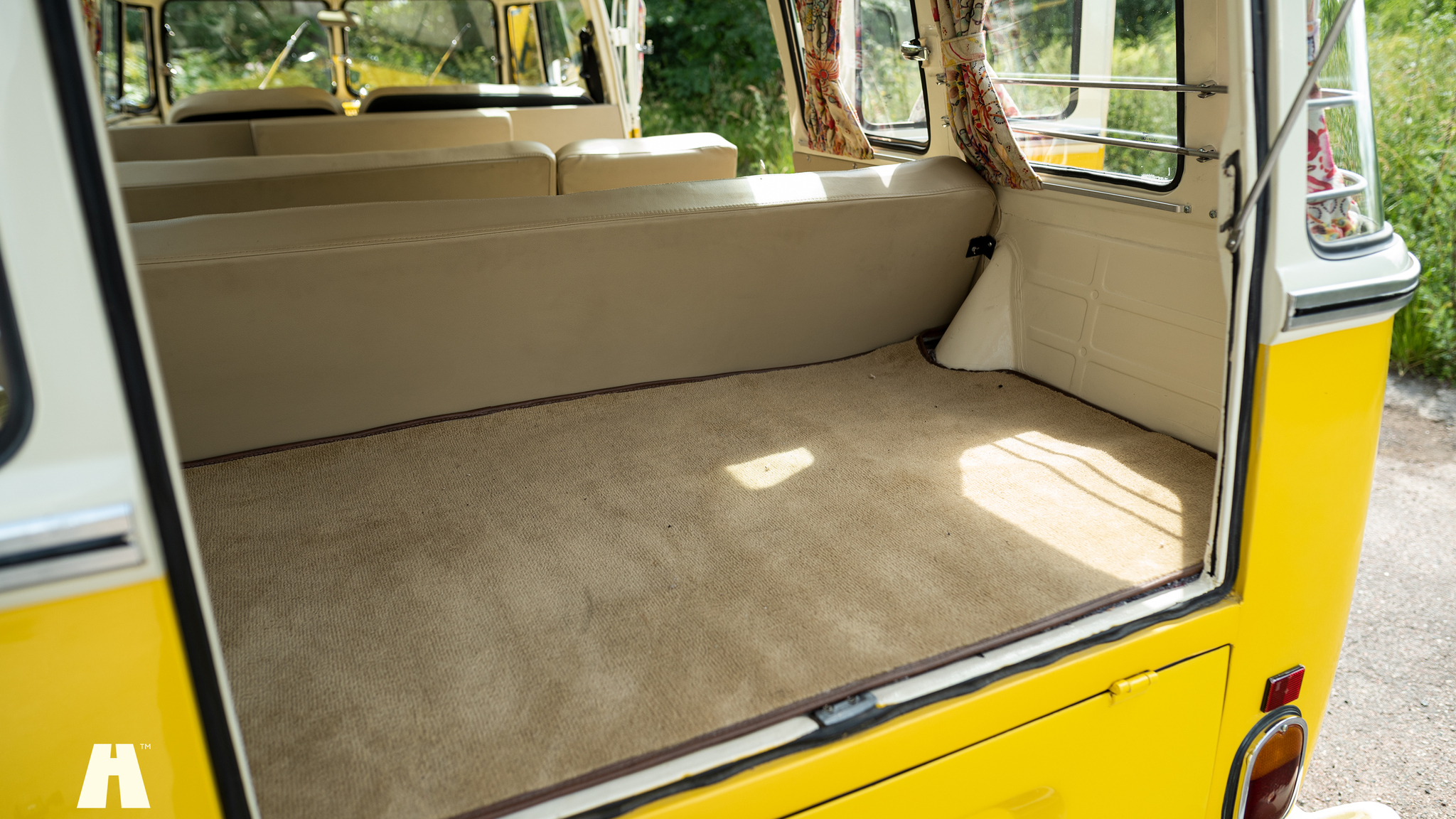 Interior image of 1974 Volkswagen T1 Split Window  