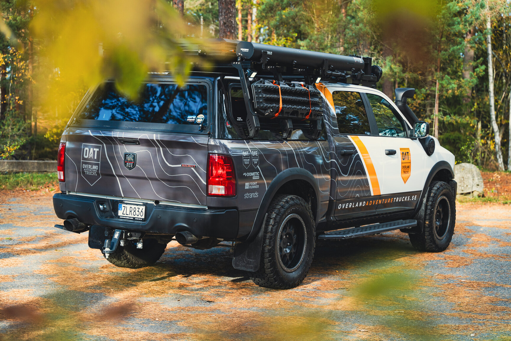 Exteriörbild på 2017 Dodge Ram 1500 AEV (5)