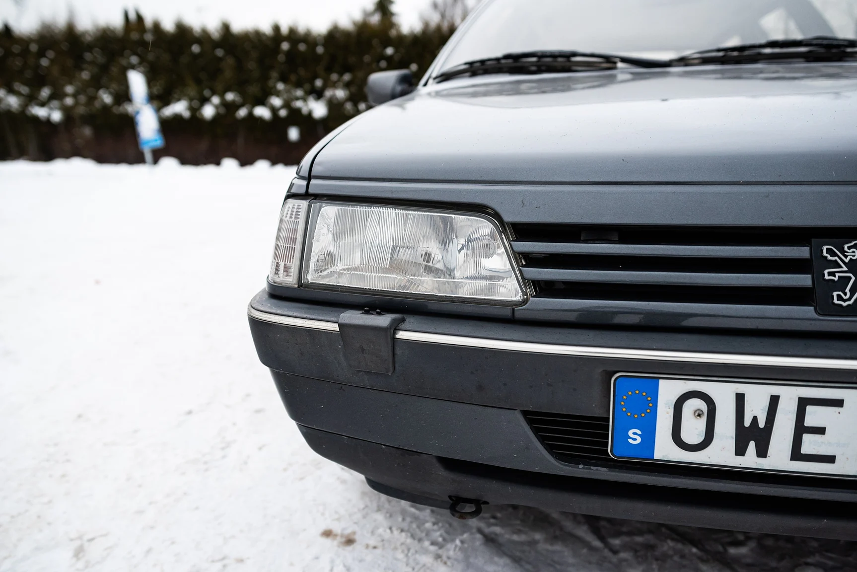 Exterior image of 1991 Peugeot 405 Break SRI (17)