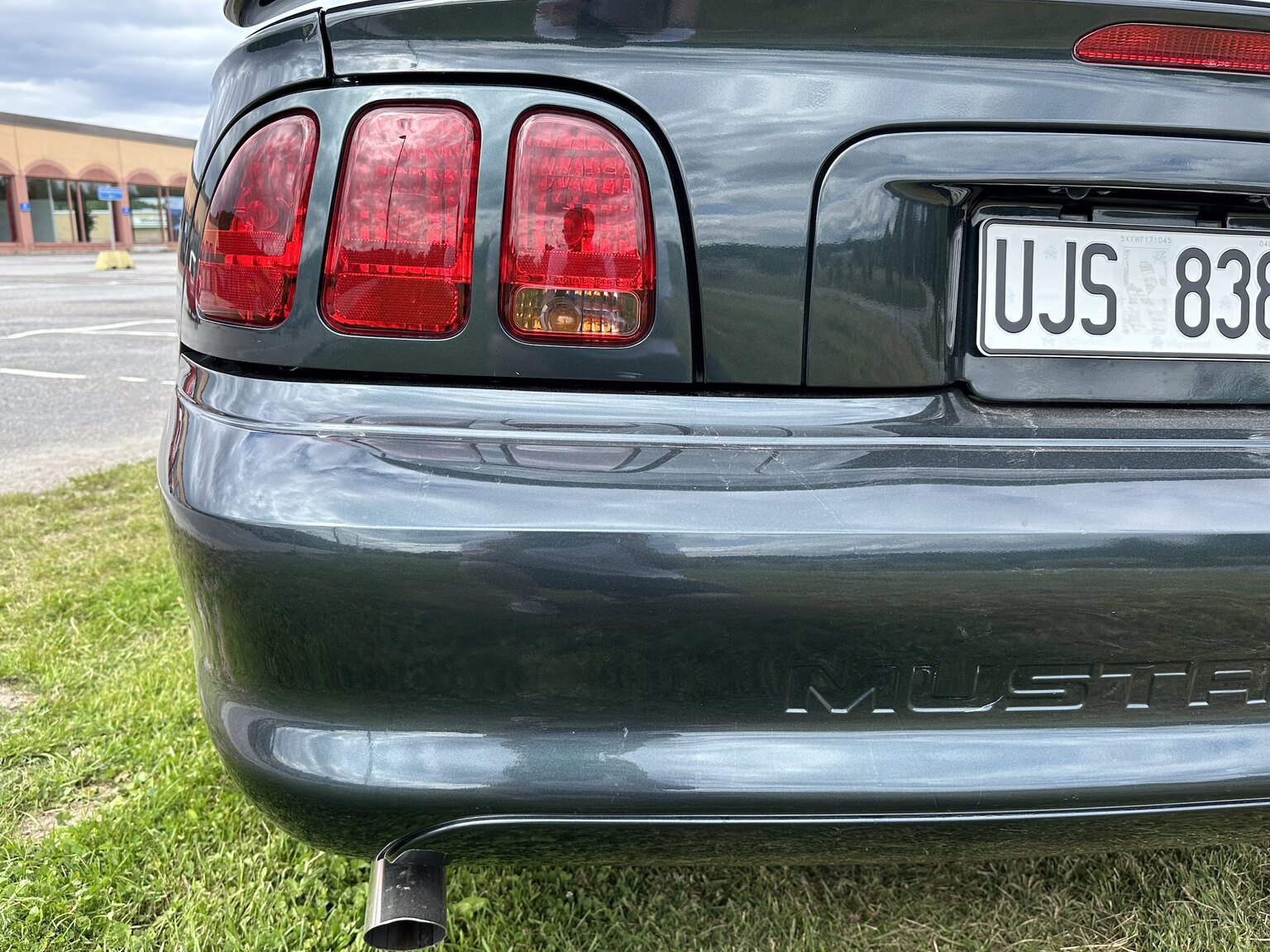Exterior image of 1998 Ford Mustang GT Convertible