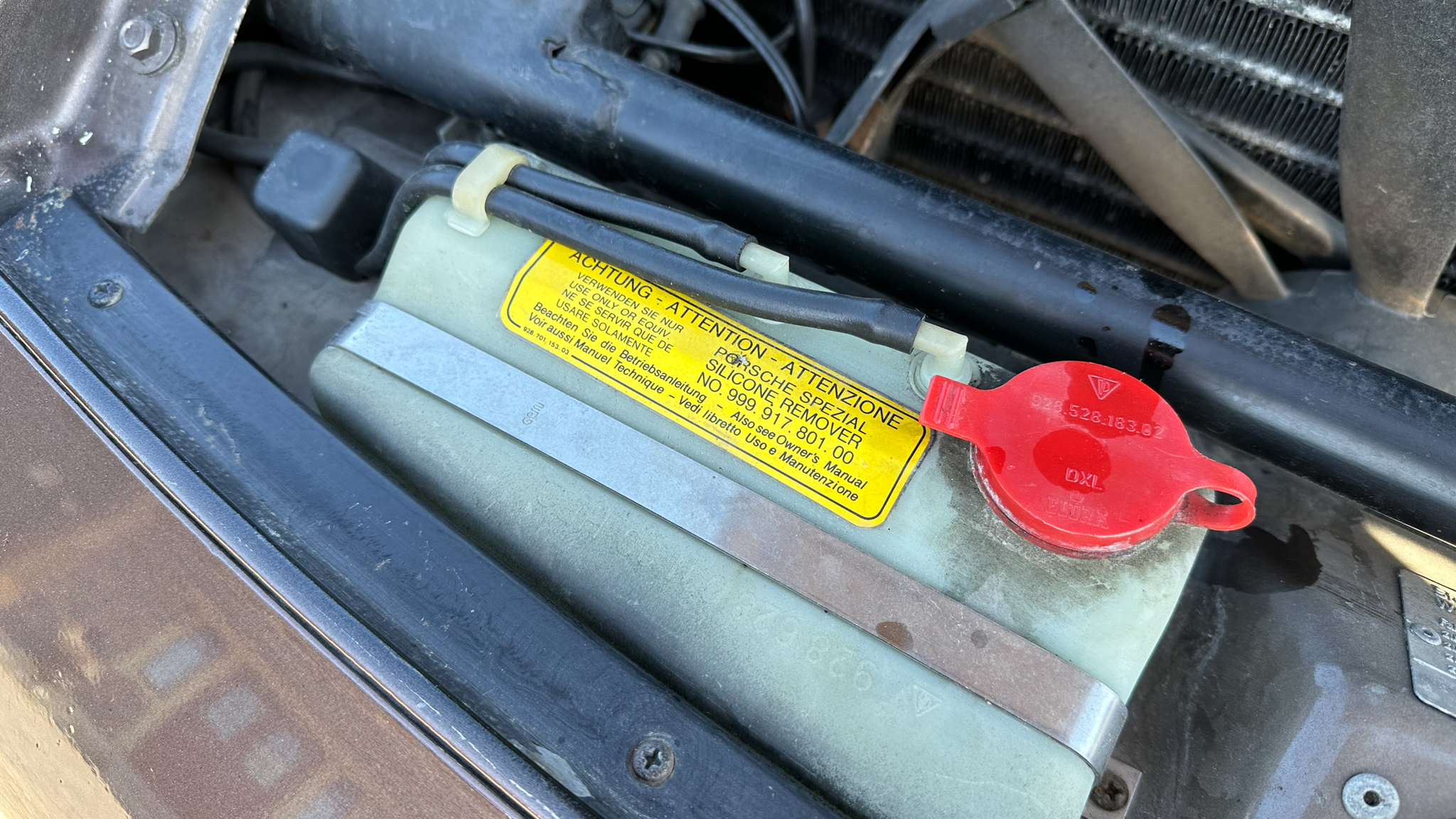 Image of 1983 Porsche 928 S mechanics (5)