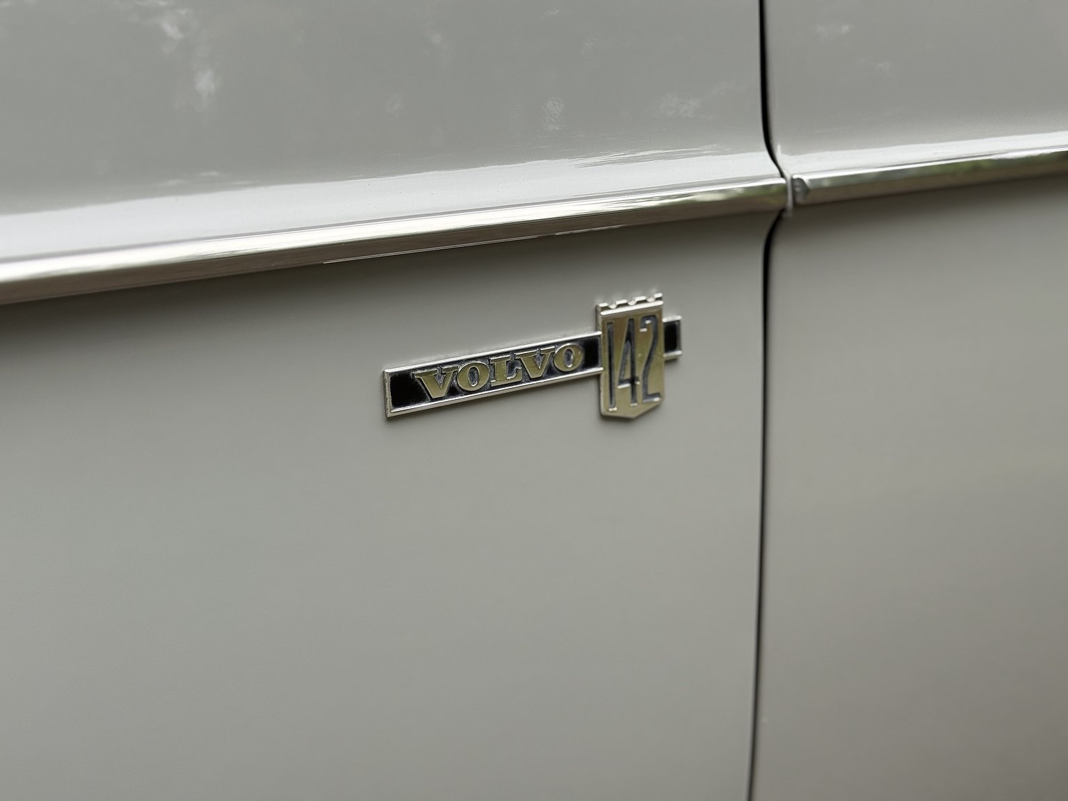 Exterior image of 1970 Volvo 142 Automatic