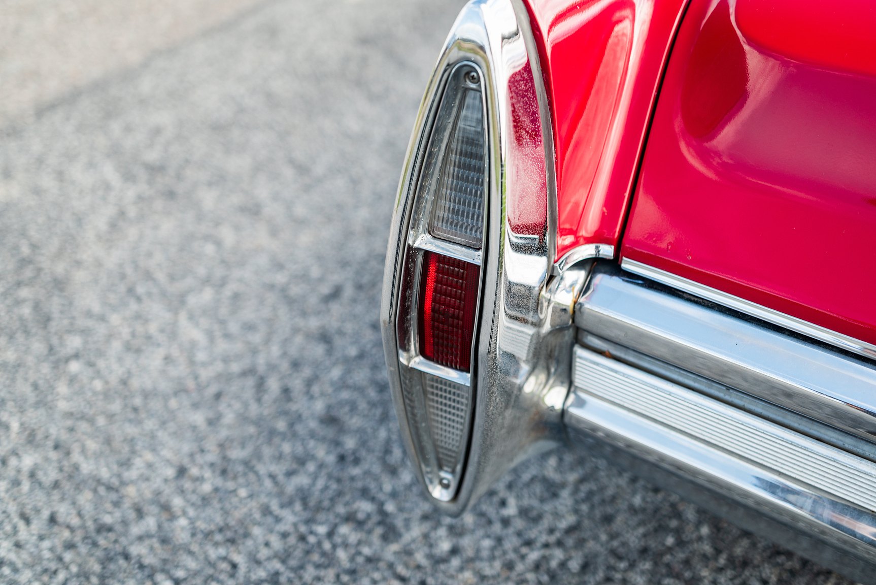 Exteriörbild på 1968 Cadillac DeVille Convertible
