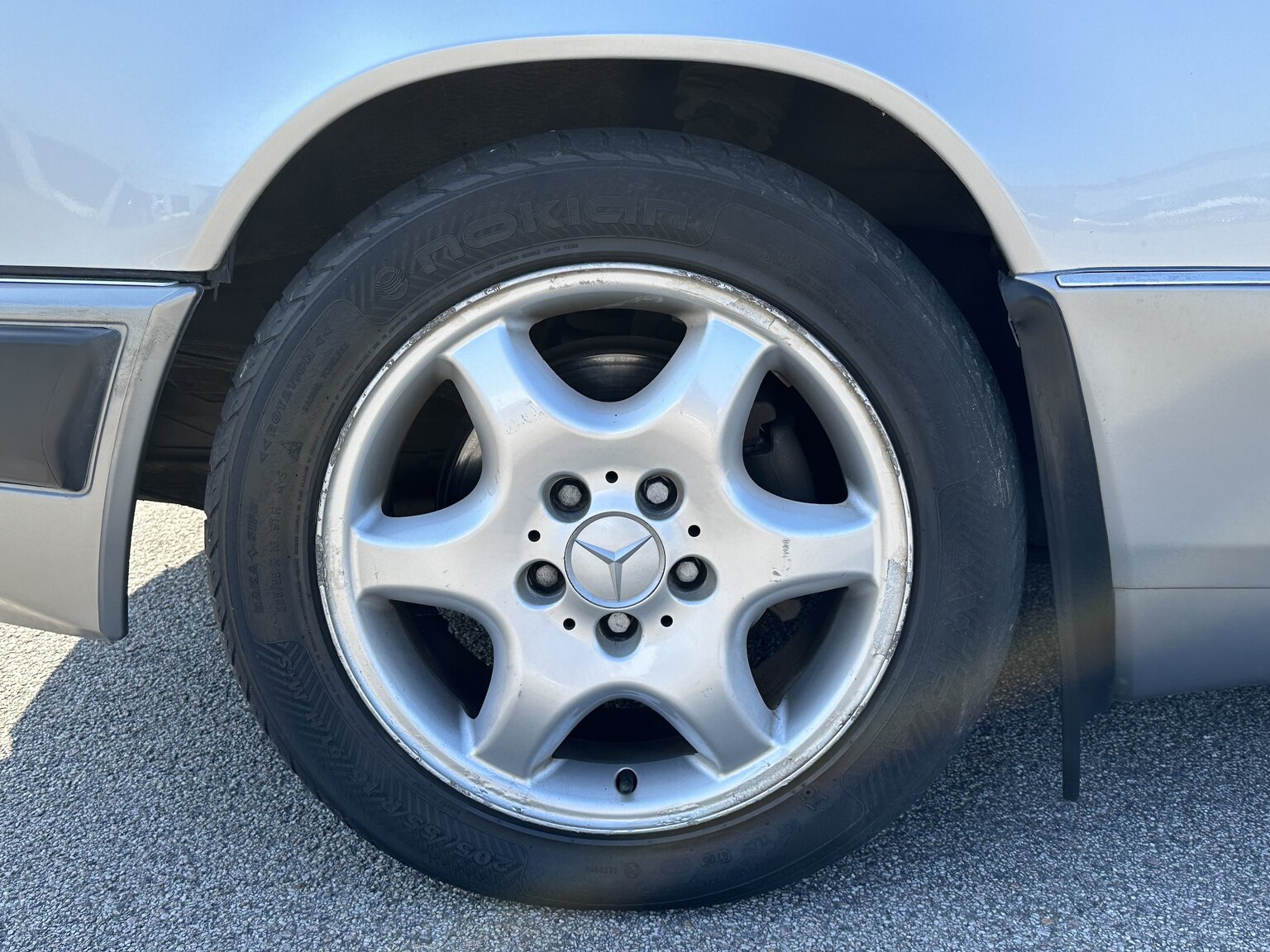 Aussenfoto 1992 Mercedes-Benz 250D