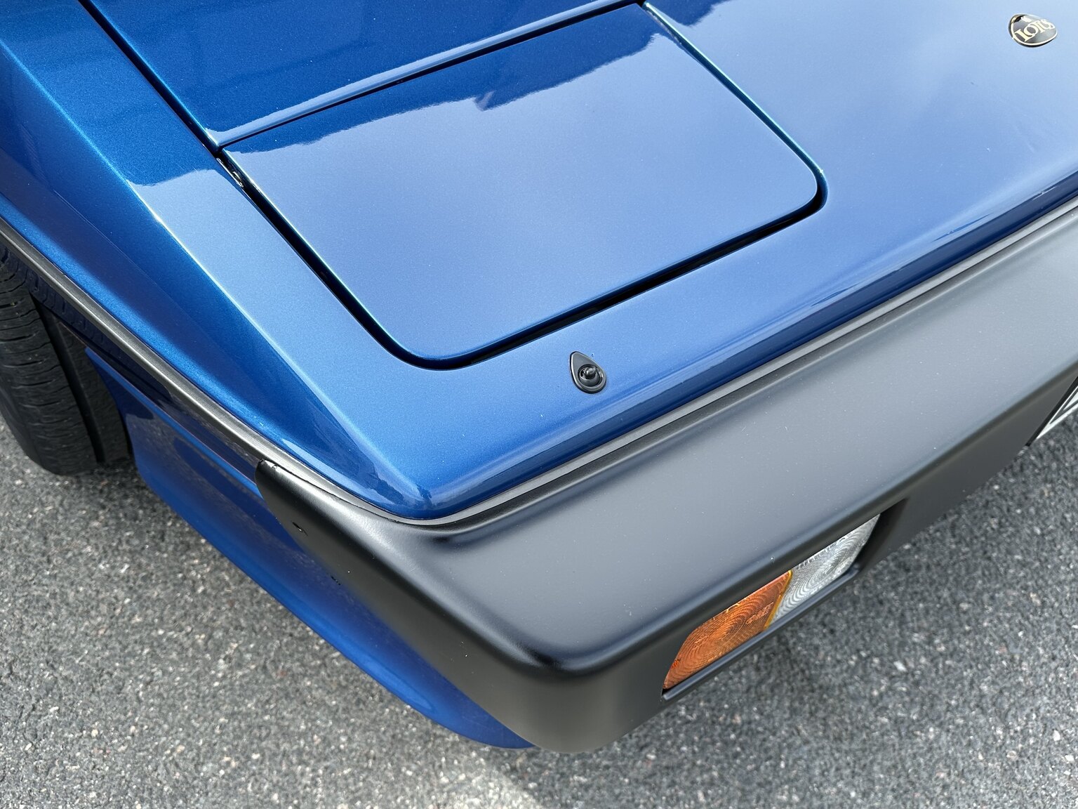 Aussenfoto 1987 Lotus Esprit Turbo HCi (7)