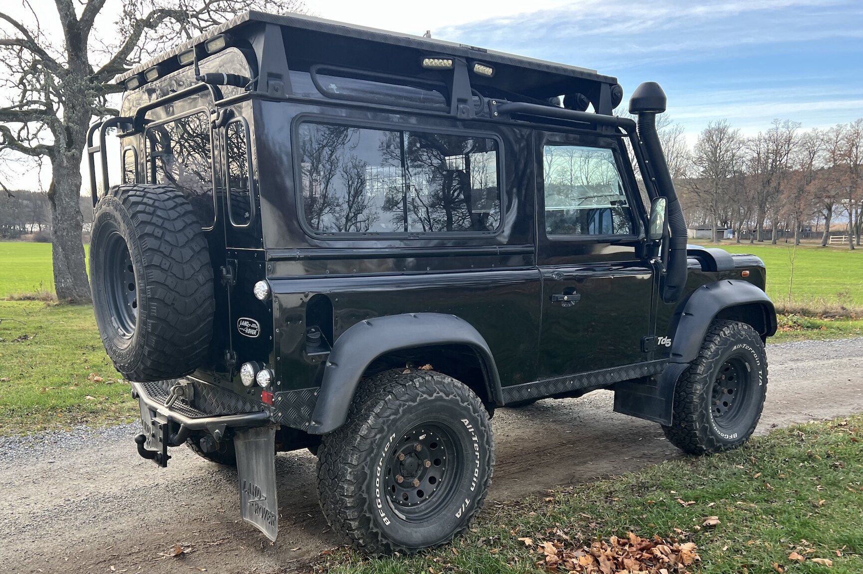 Exteriörbild på 2002 Land Rover Defender 90 2.5 Td5