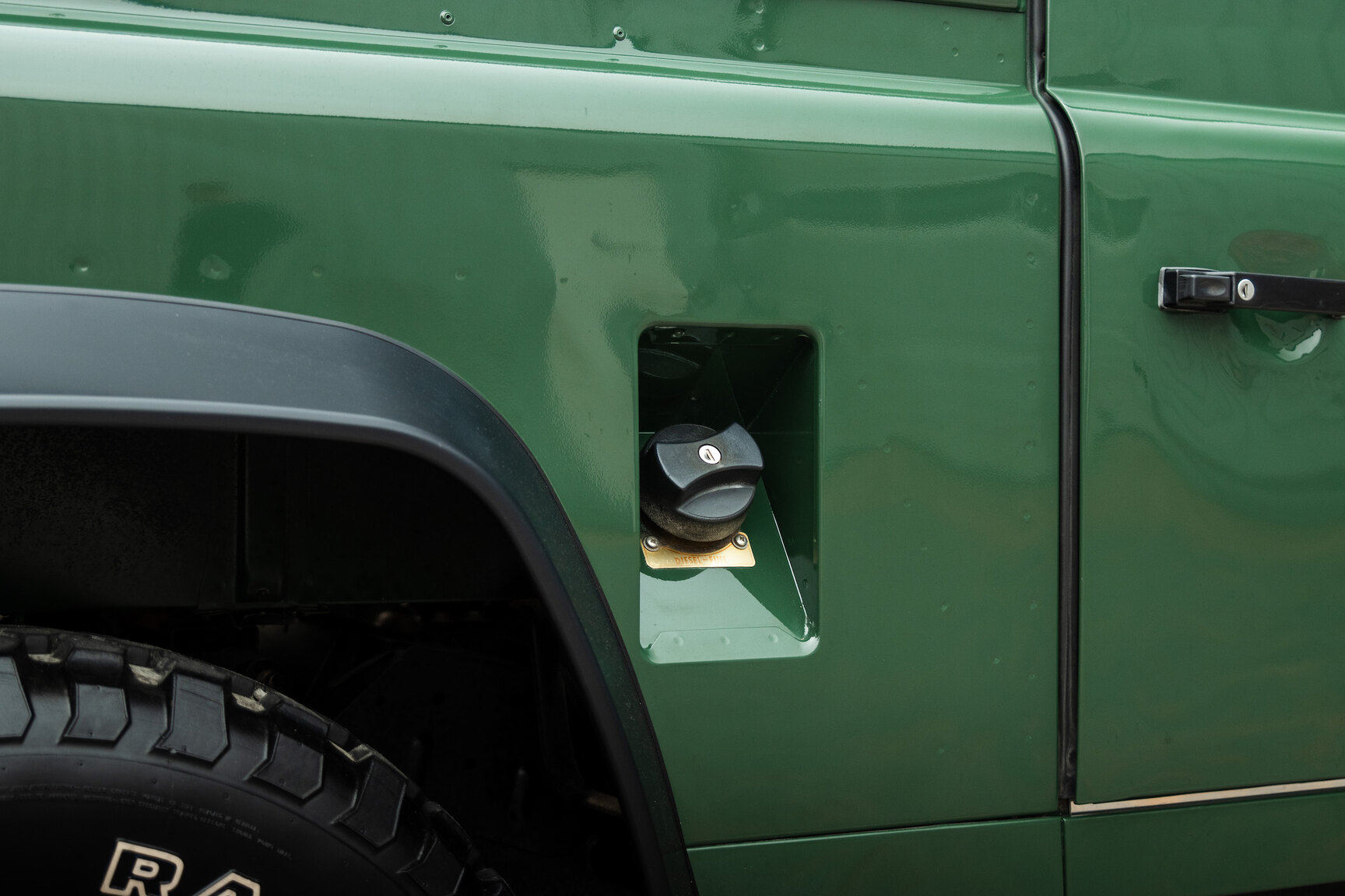 Aussenfoto 1996 Land Rover Defender 90 300TDi (41)