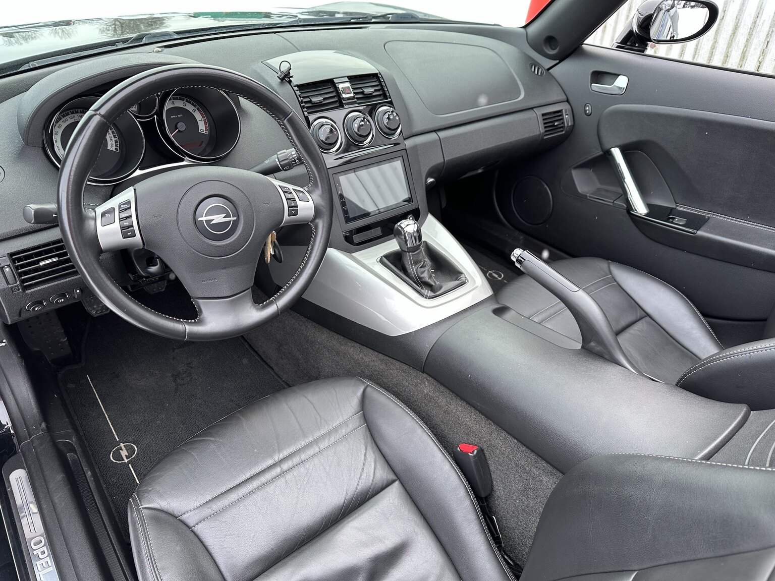 Interiörbild 2007 Opel Roadster GT