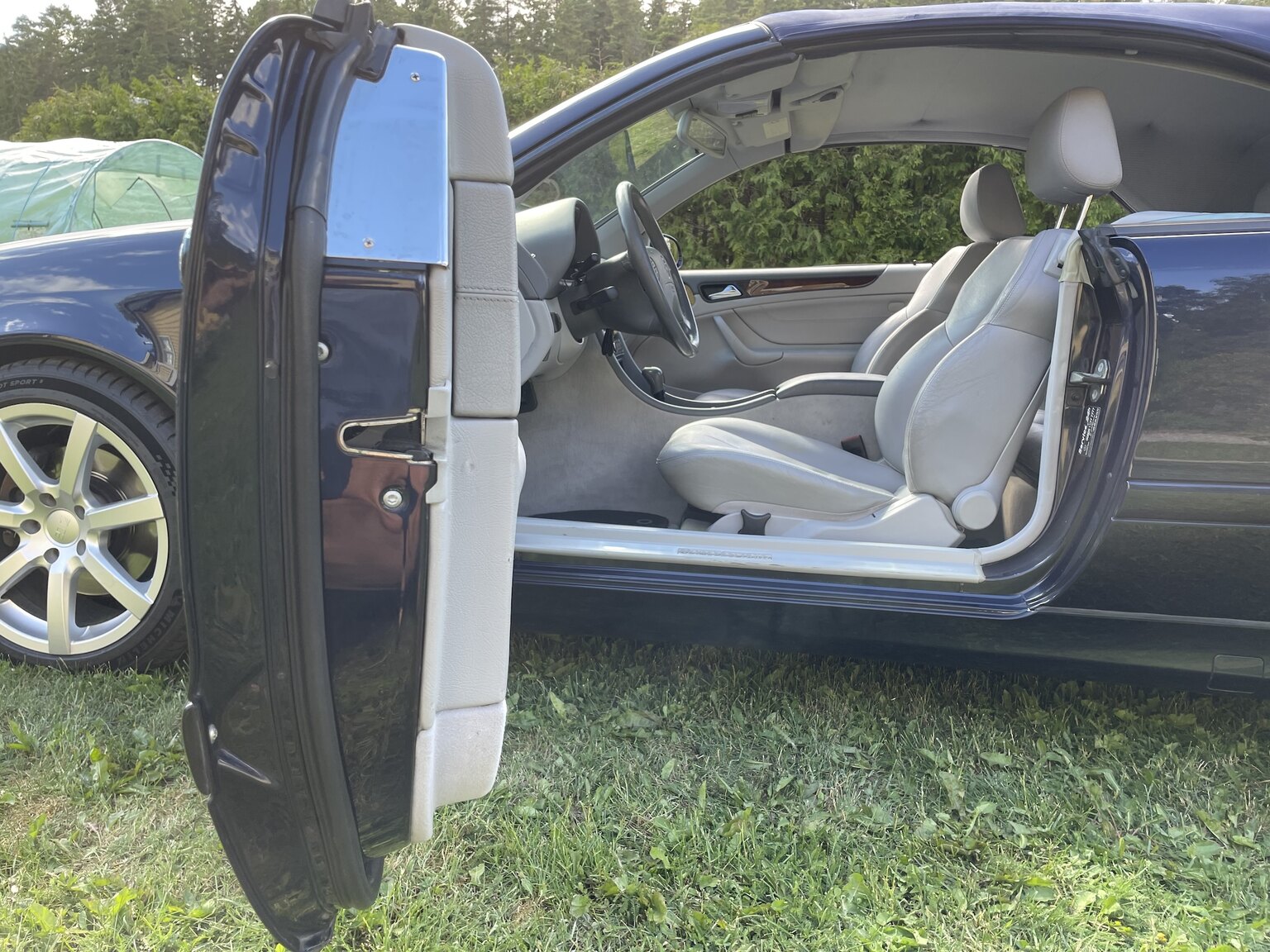Innenraumfoto von 2001 Mercedes-Benz CLK 230 Kompressor