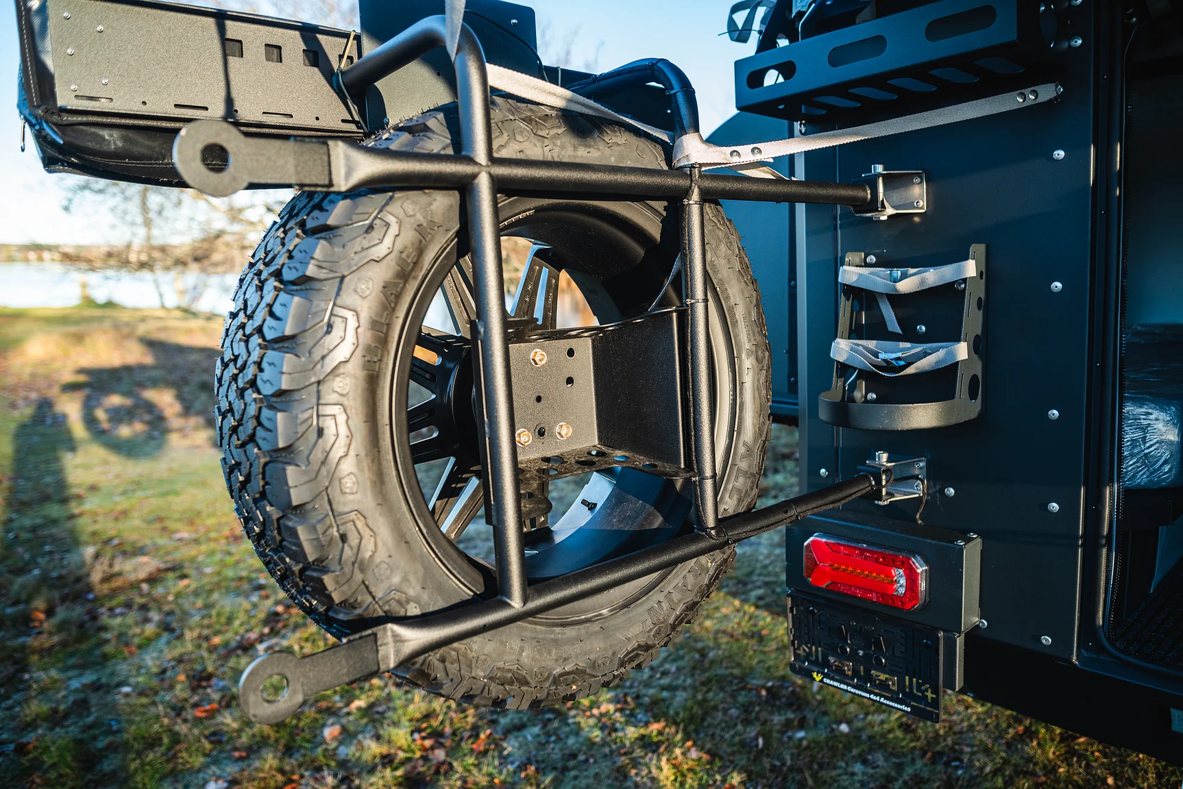 Exterior image of 2020 Northea Camper Expedition Volkswagen Amarok (33)