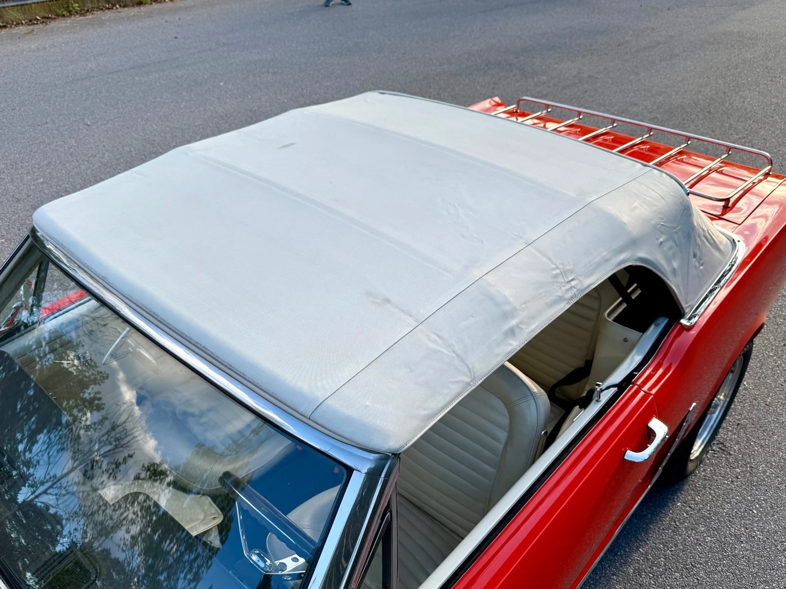 Exterior image of 1965 Ford Mustang Cabriolet (59)