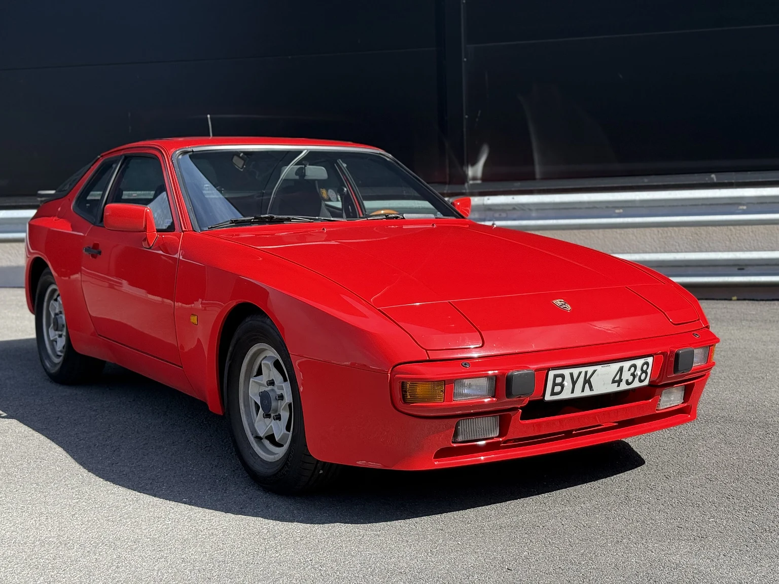 Exteriörbild på 1984 Porsche 944 Targa (54)