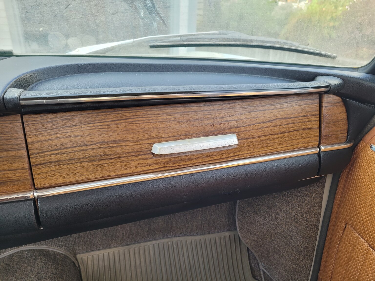 Interiörbild 1966 Renoveringsobjekt BMW 1800