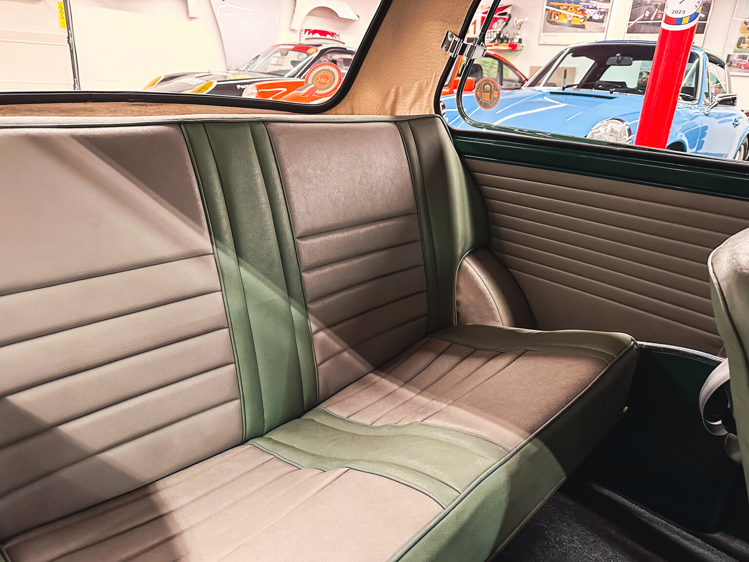 Interiörbild 1965 Austin Cooper