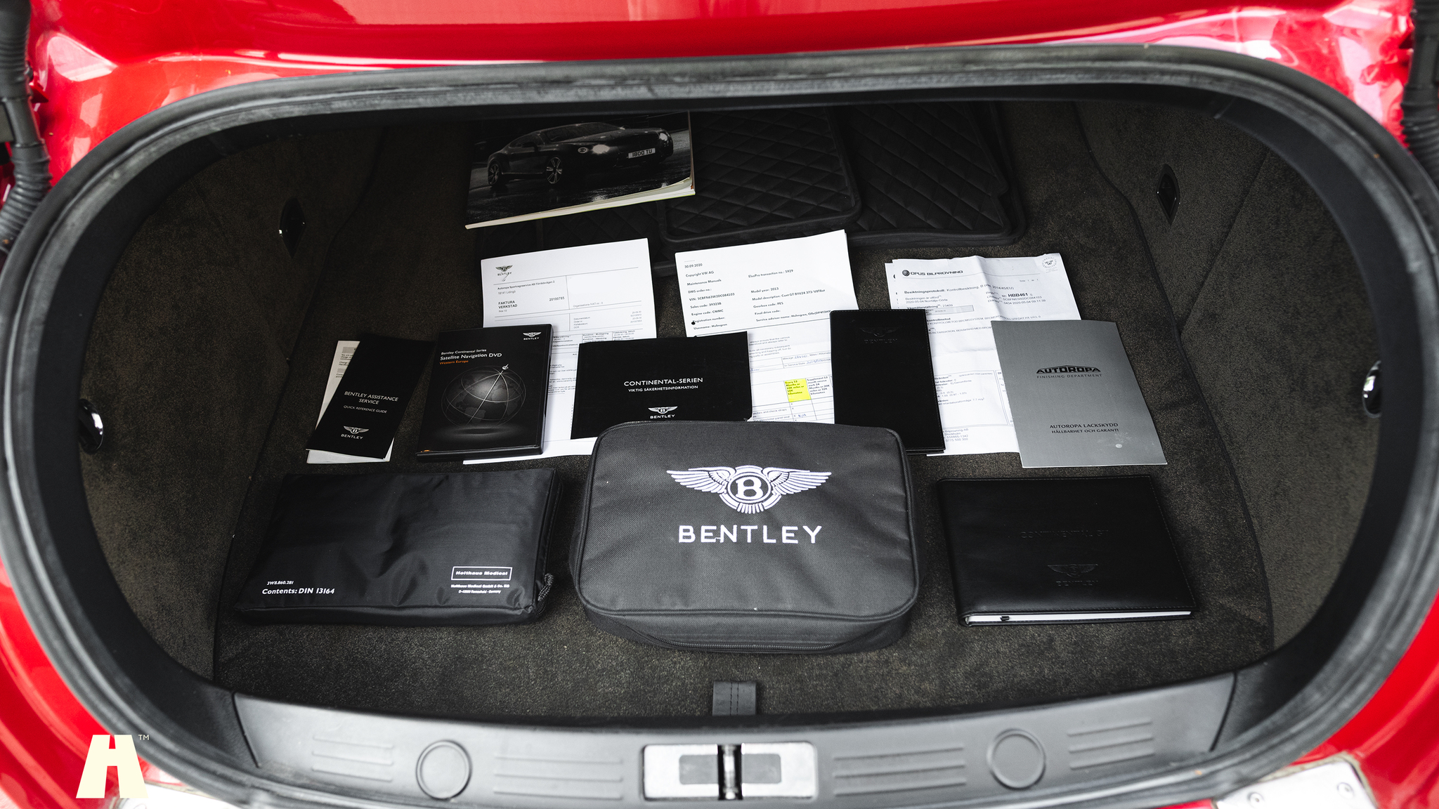 Dokumentation, 2013 Bentley Continental GT V8 (15)