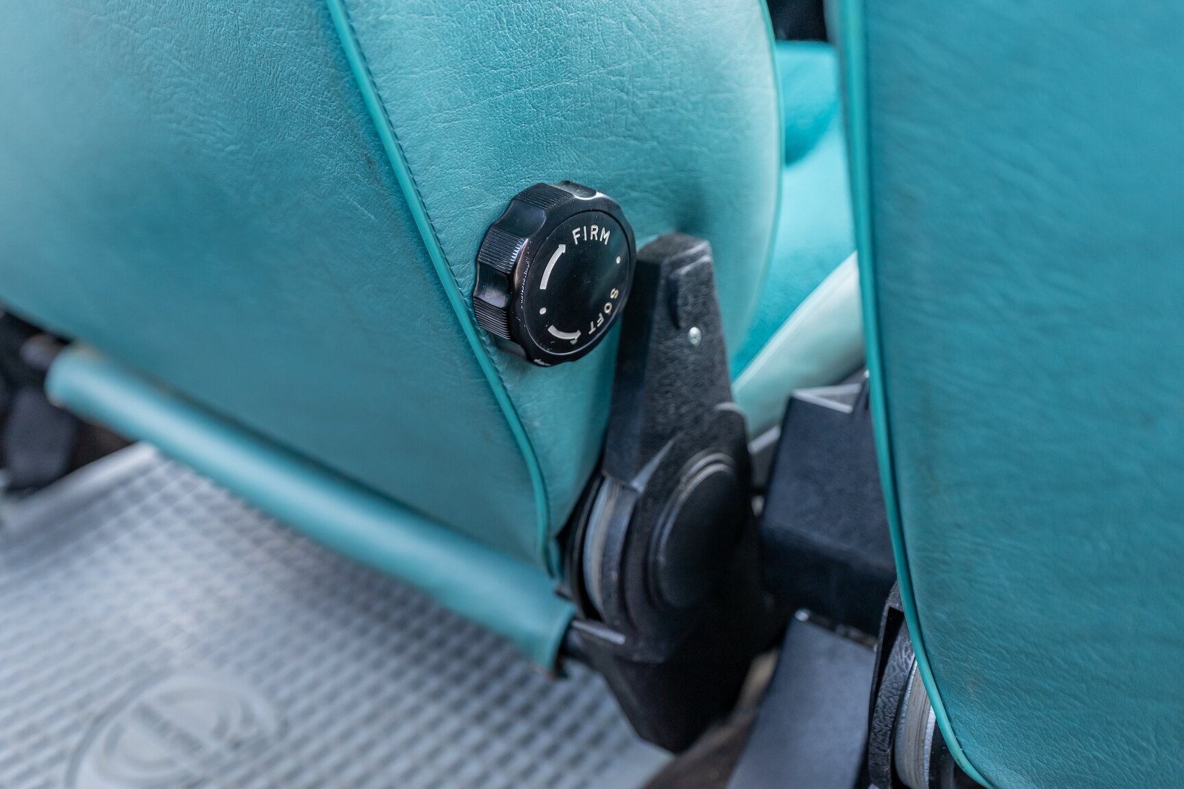 Interiörbild 1973 Volvo 144