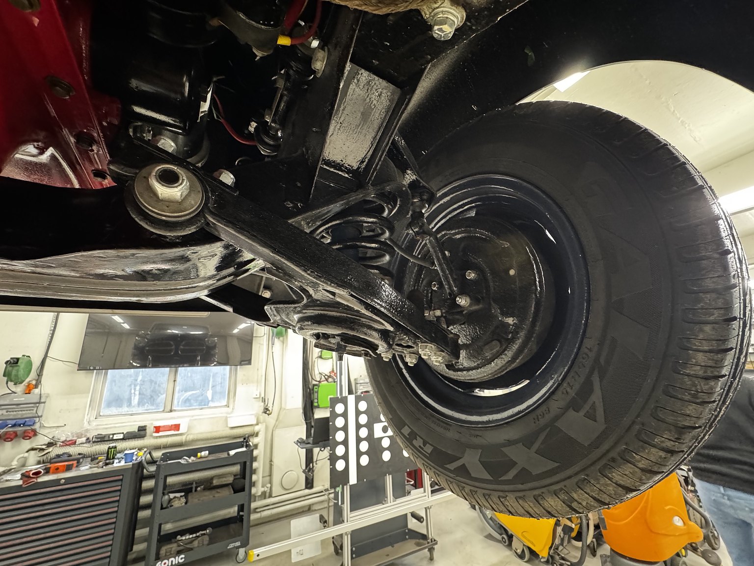 Image of 1959 Volvo Amazon mechanics