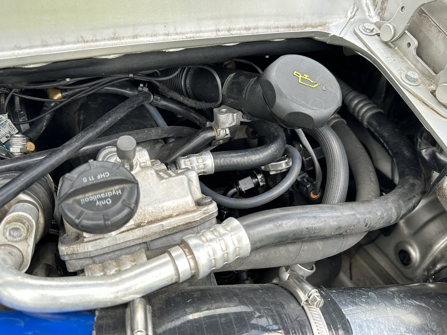 Image of 2002 Porsche 996 Turbo mechanics