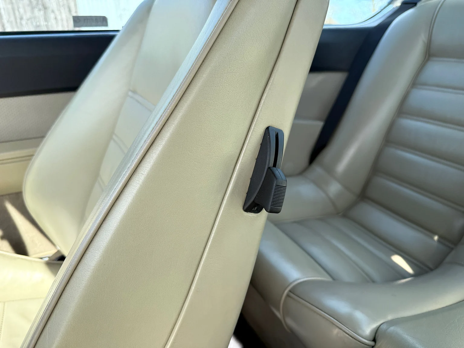 Interior image of 1985 BMW 635 CSiA (E24) (87)