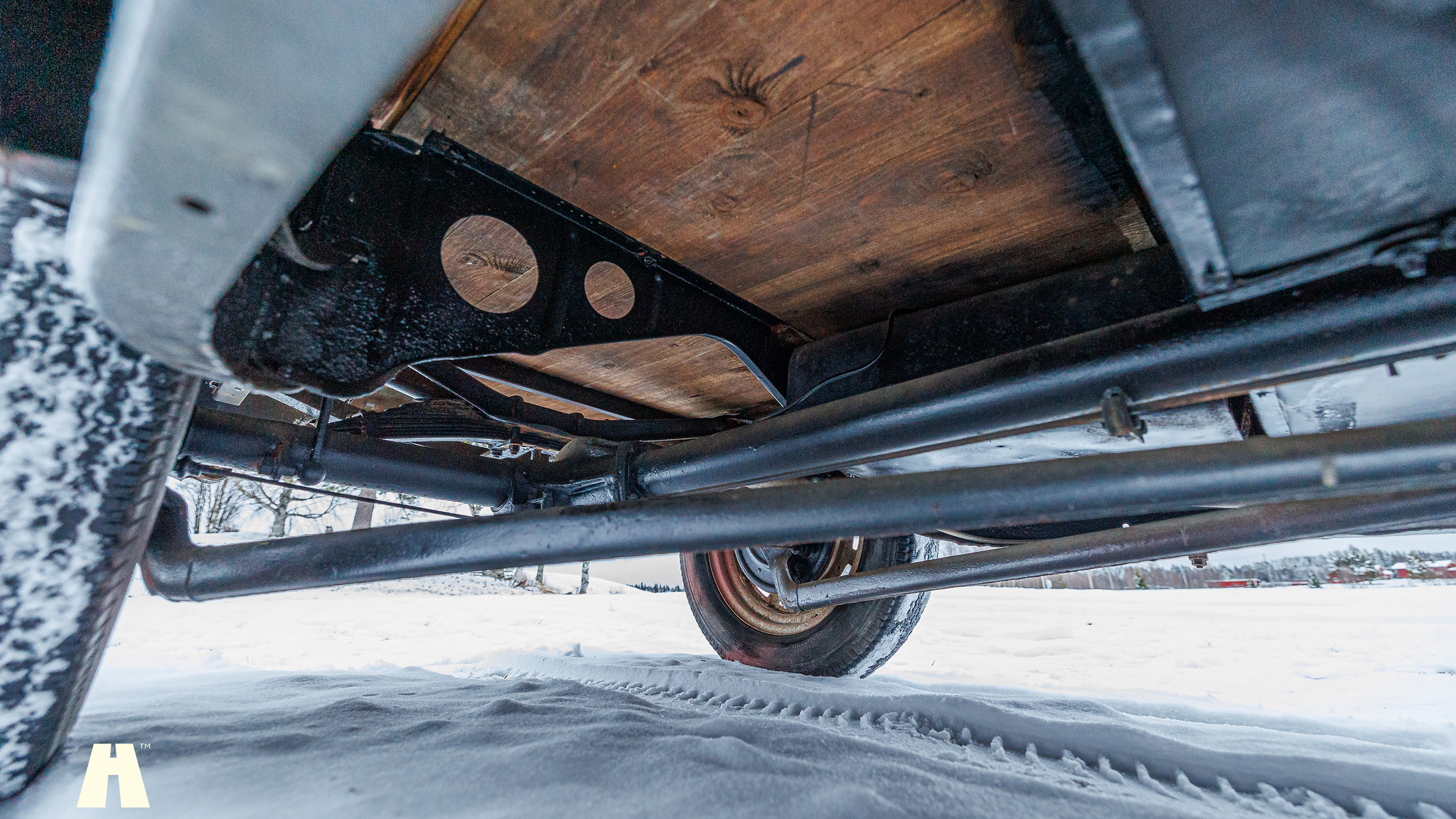 Image of 1952 Ford E4930 Van (25) mechanics