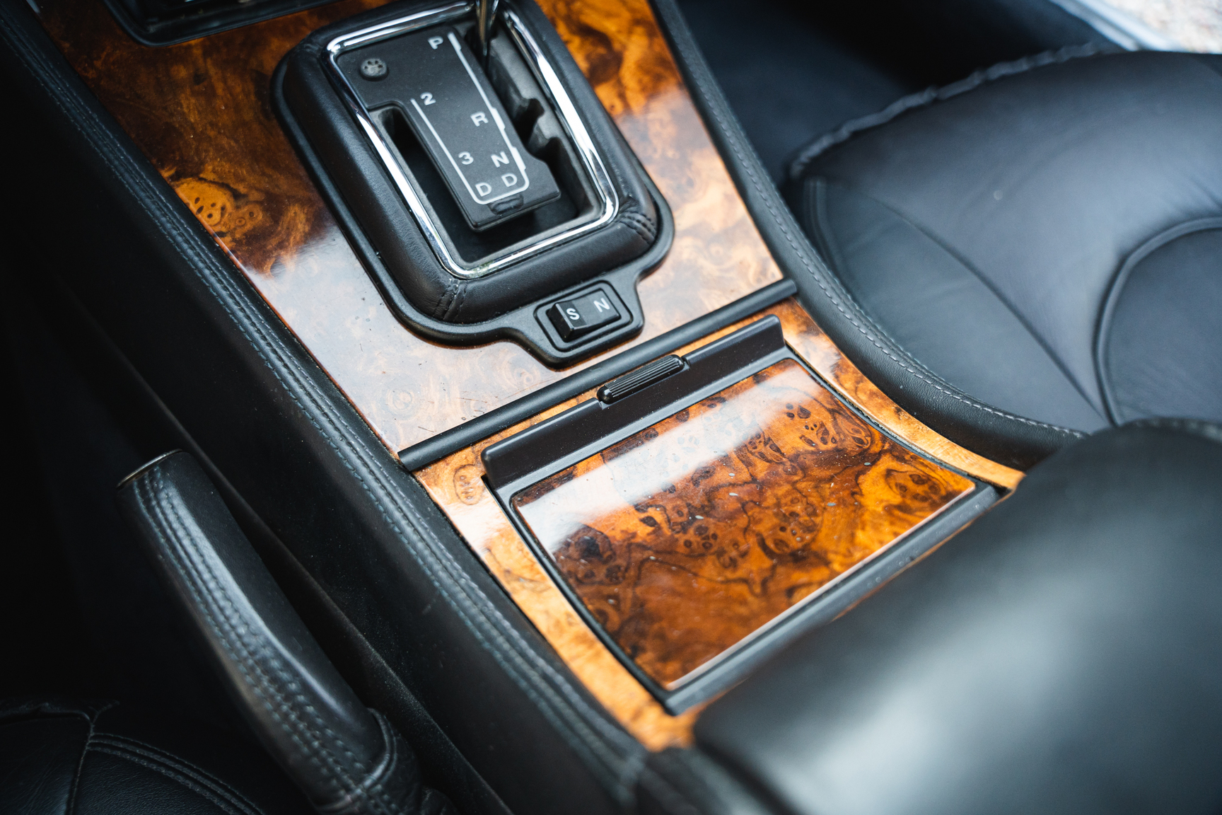 Innenraumfoto von 1995 Jaguar XJ Double SIX