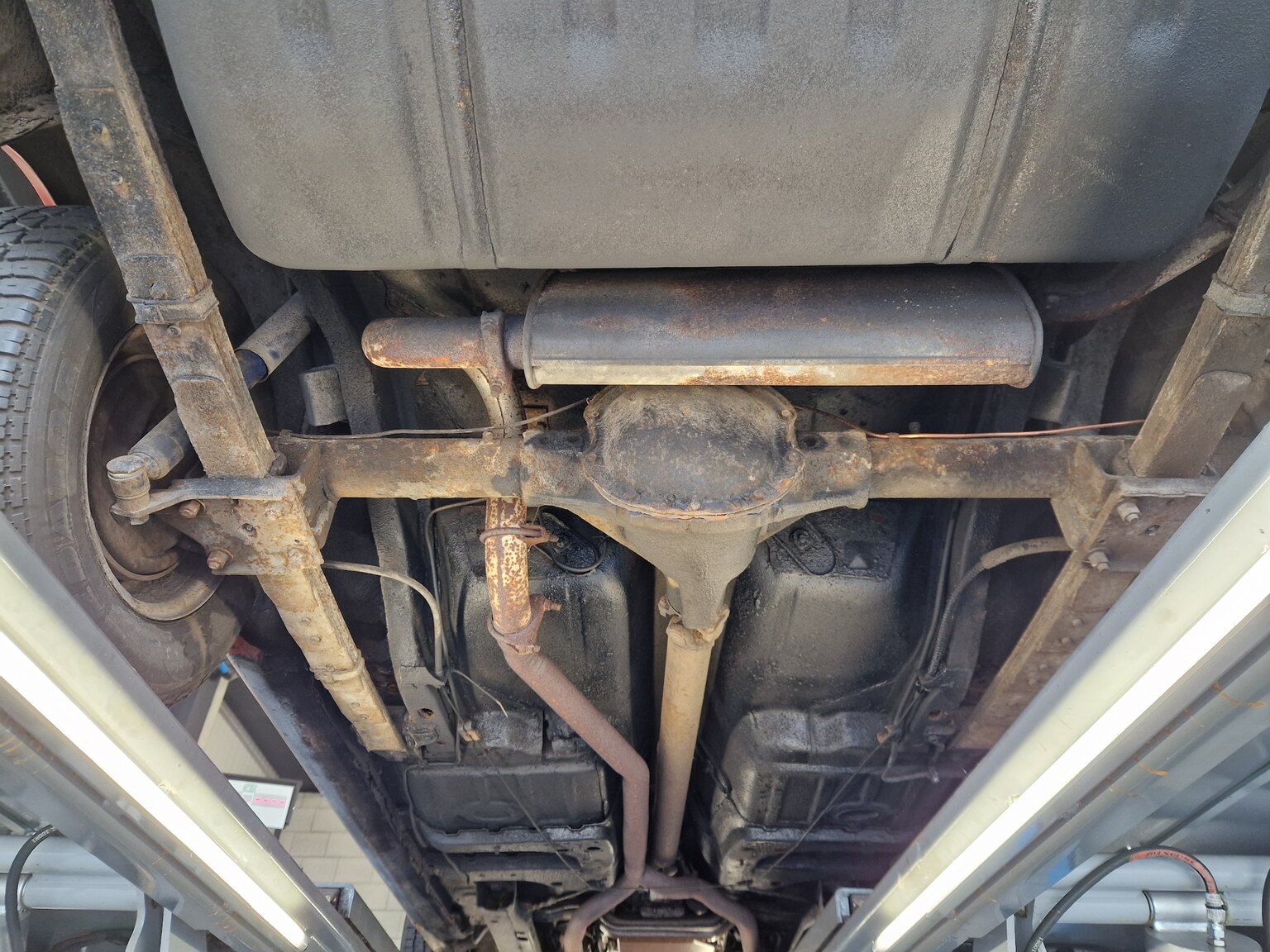 Image of 1969 Pontiac Firebird mechanics