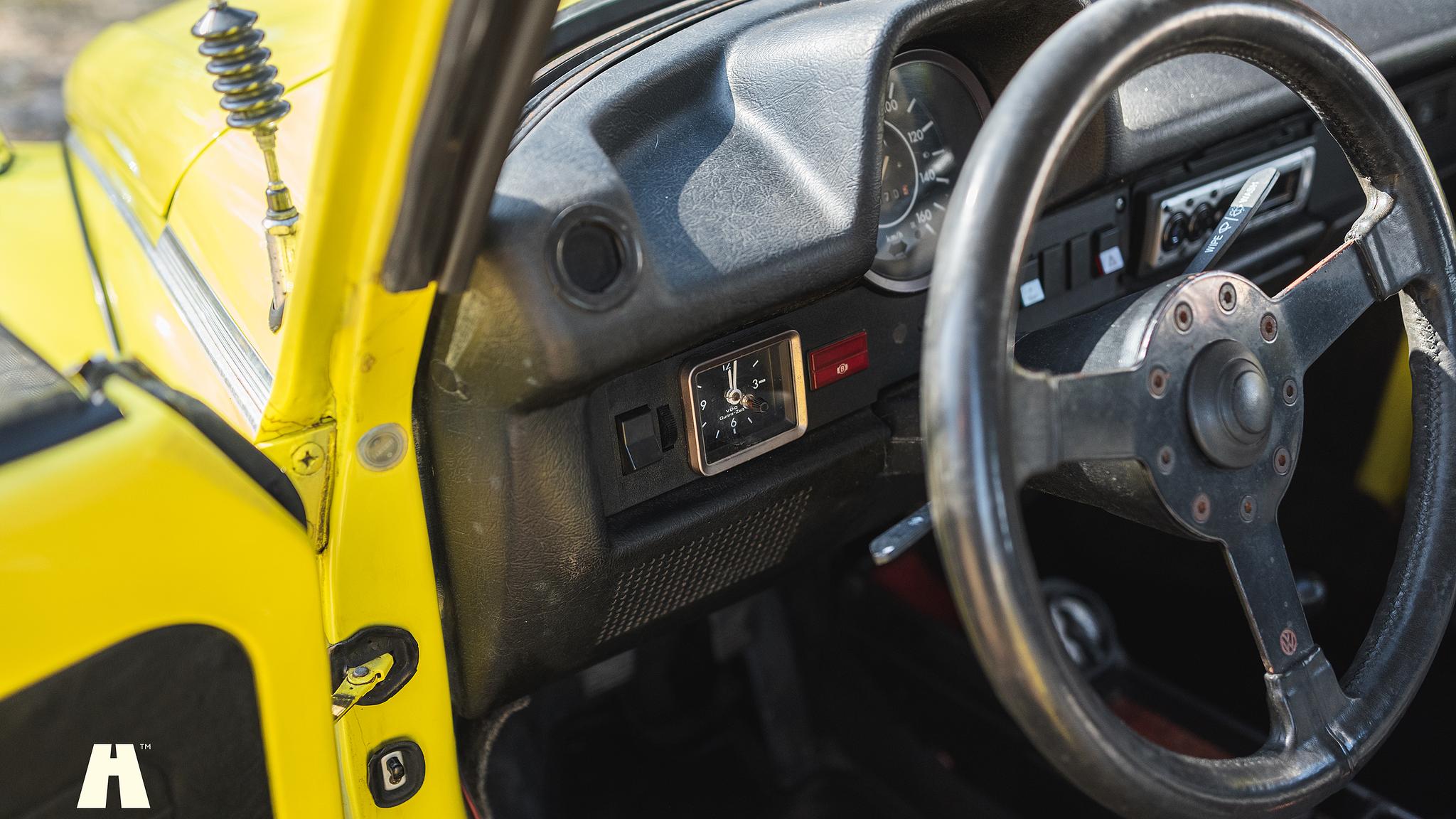 Interiörbild 1974 Volkswagen Bubbla 1303LS Cabriolet Svensksåld 