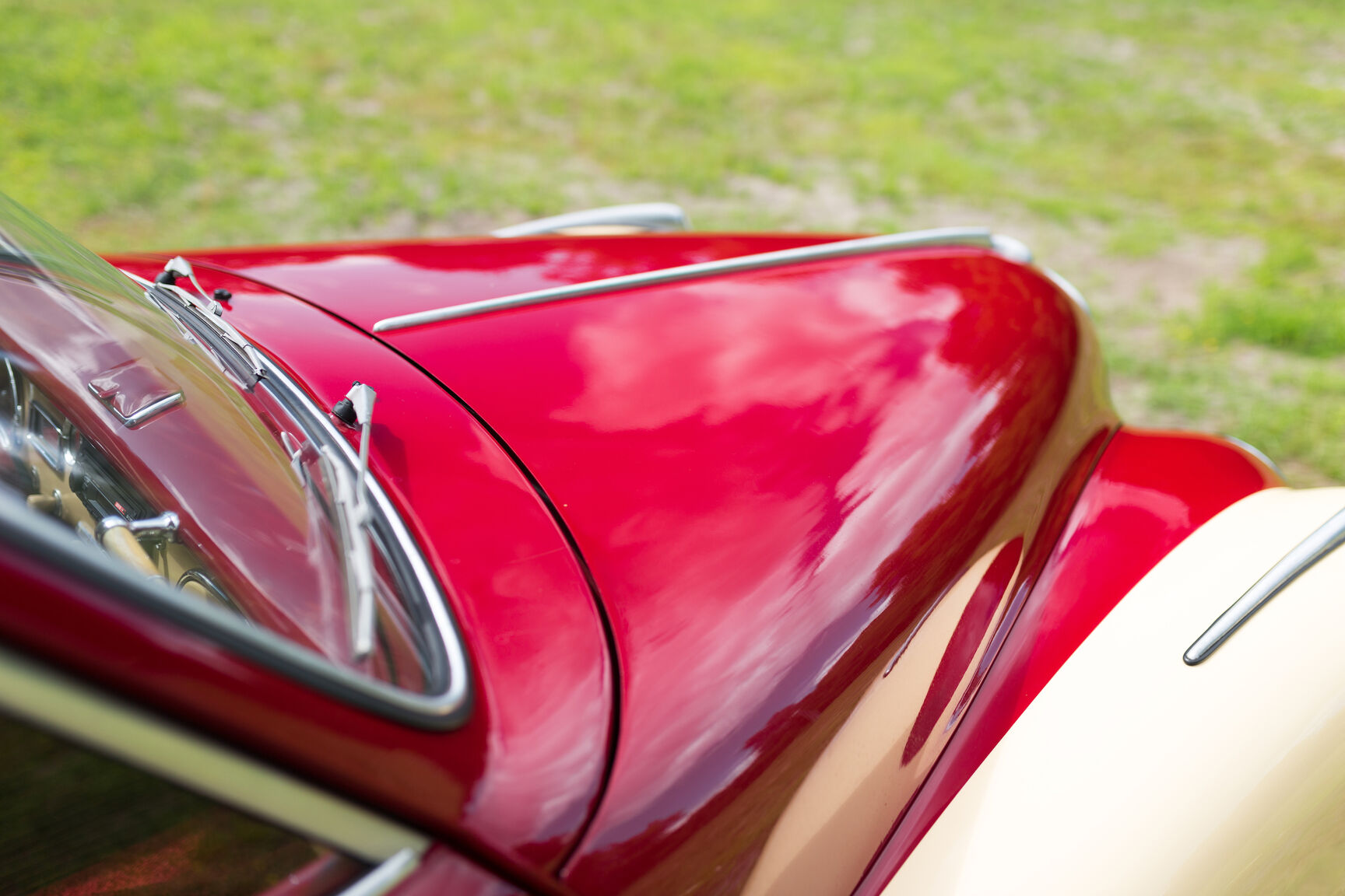 Exterior image of 1955 BMW 501 A Deluxe V8