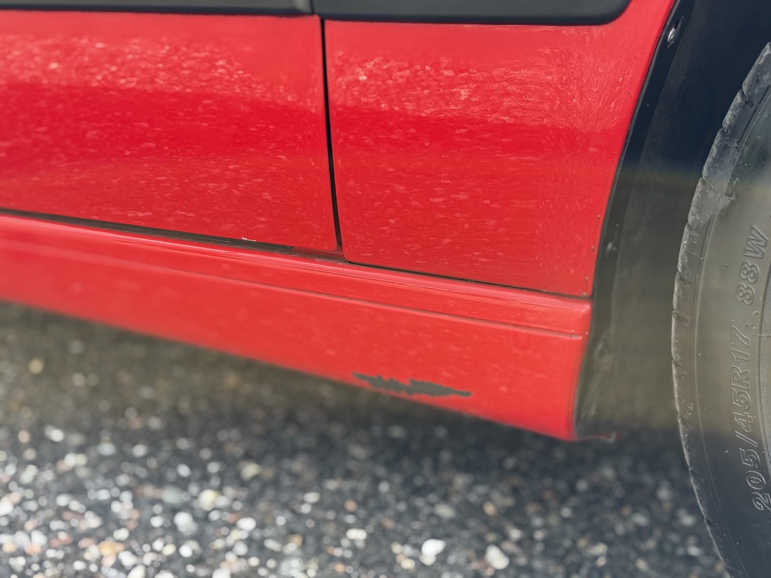 Exterior image of 1996 Volvo 850 R "T-Röd"