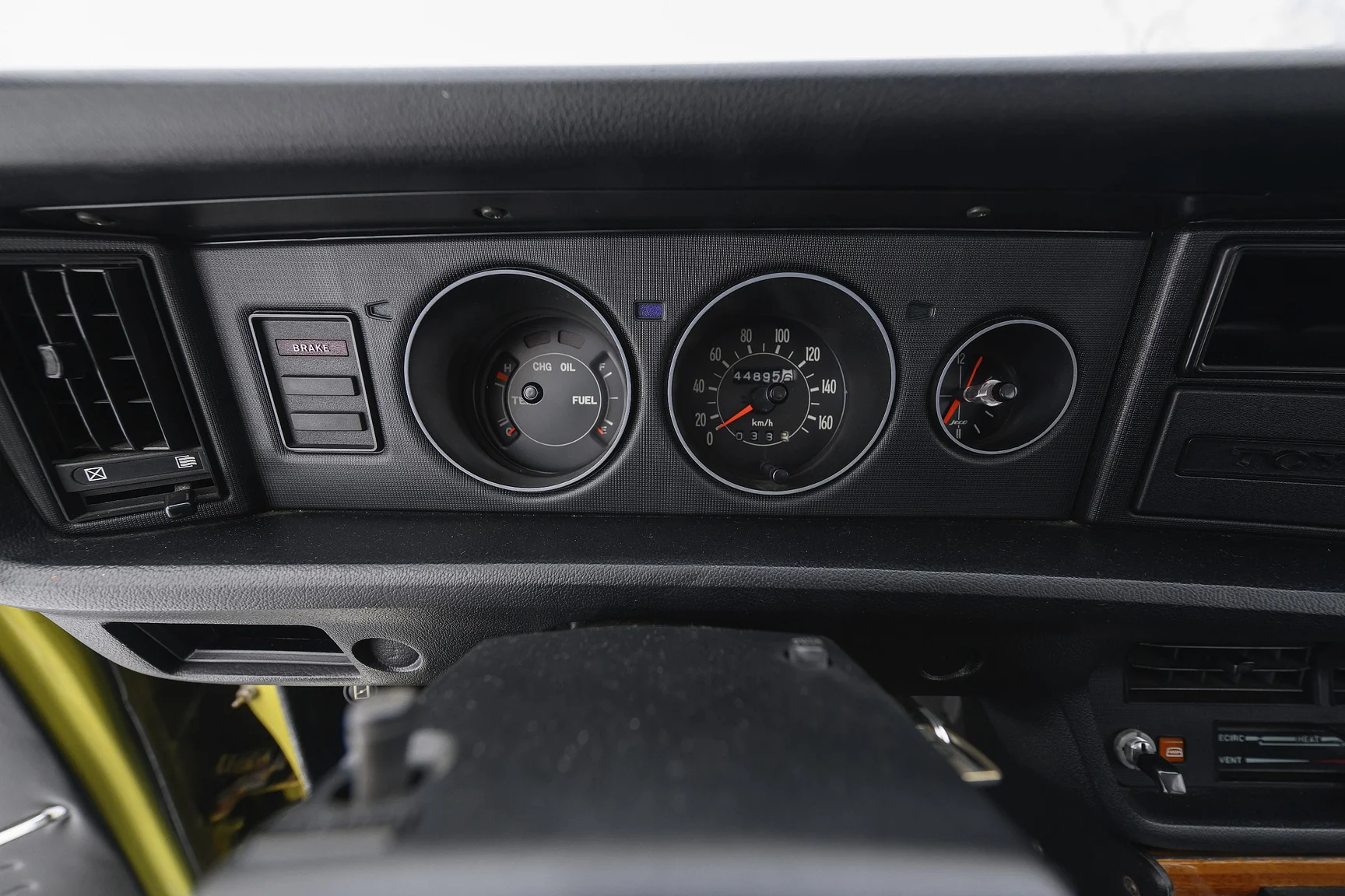 Interiörbild 1975 Toyota Corolla KE30 (3)