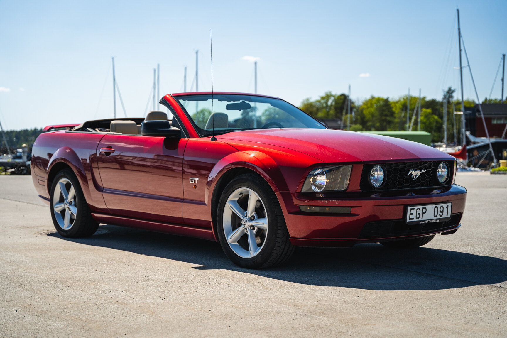 Exterior image of 2005 Ford Mustang GT Cabriolet