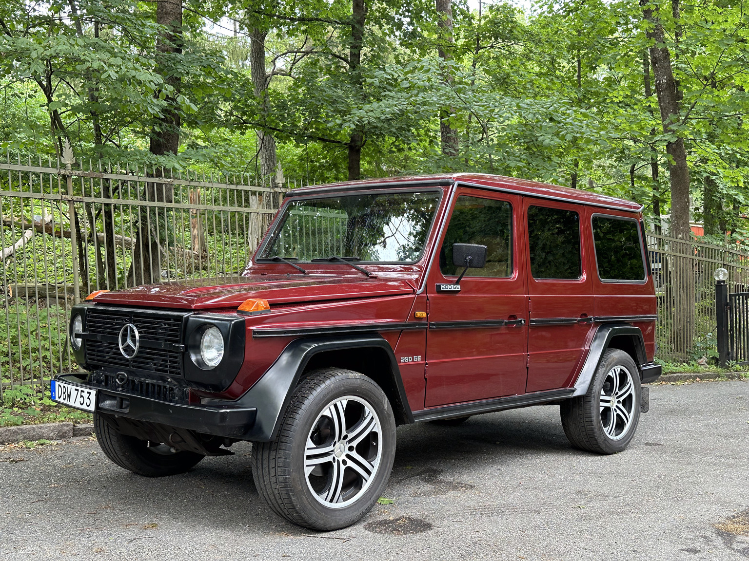 Aussenfoto 1986 Mercedes 280 GE (2)