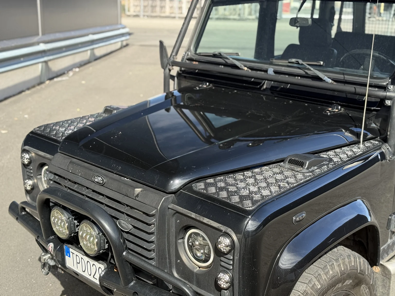 Exterior image of 2000 Land Rover Defender 110 Tomb Raider (60)