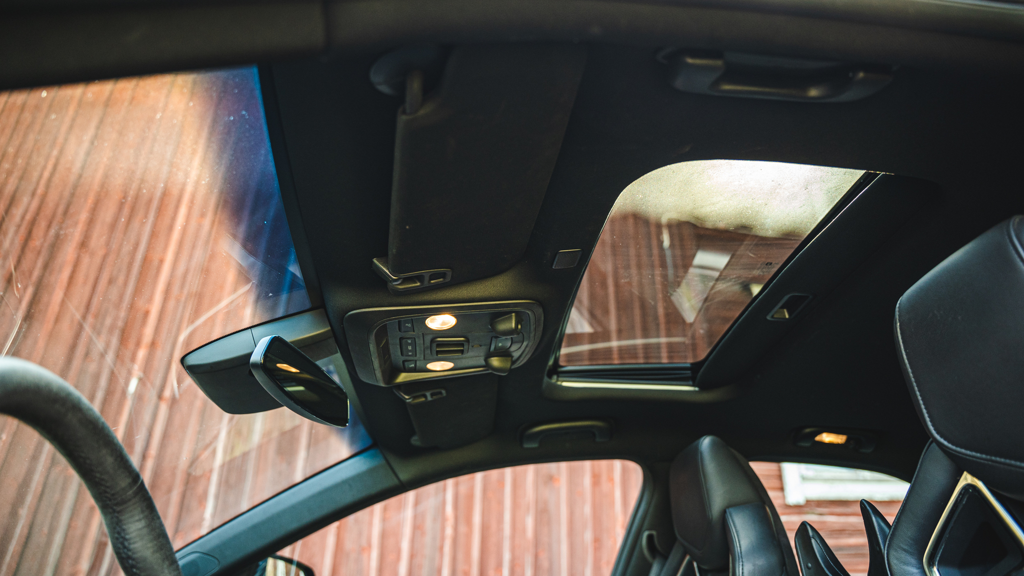 Interiörbild 2016 Cadillac ATS-V (49)