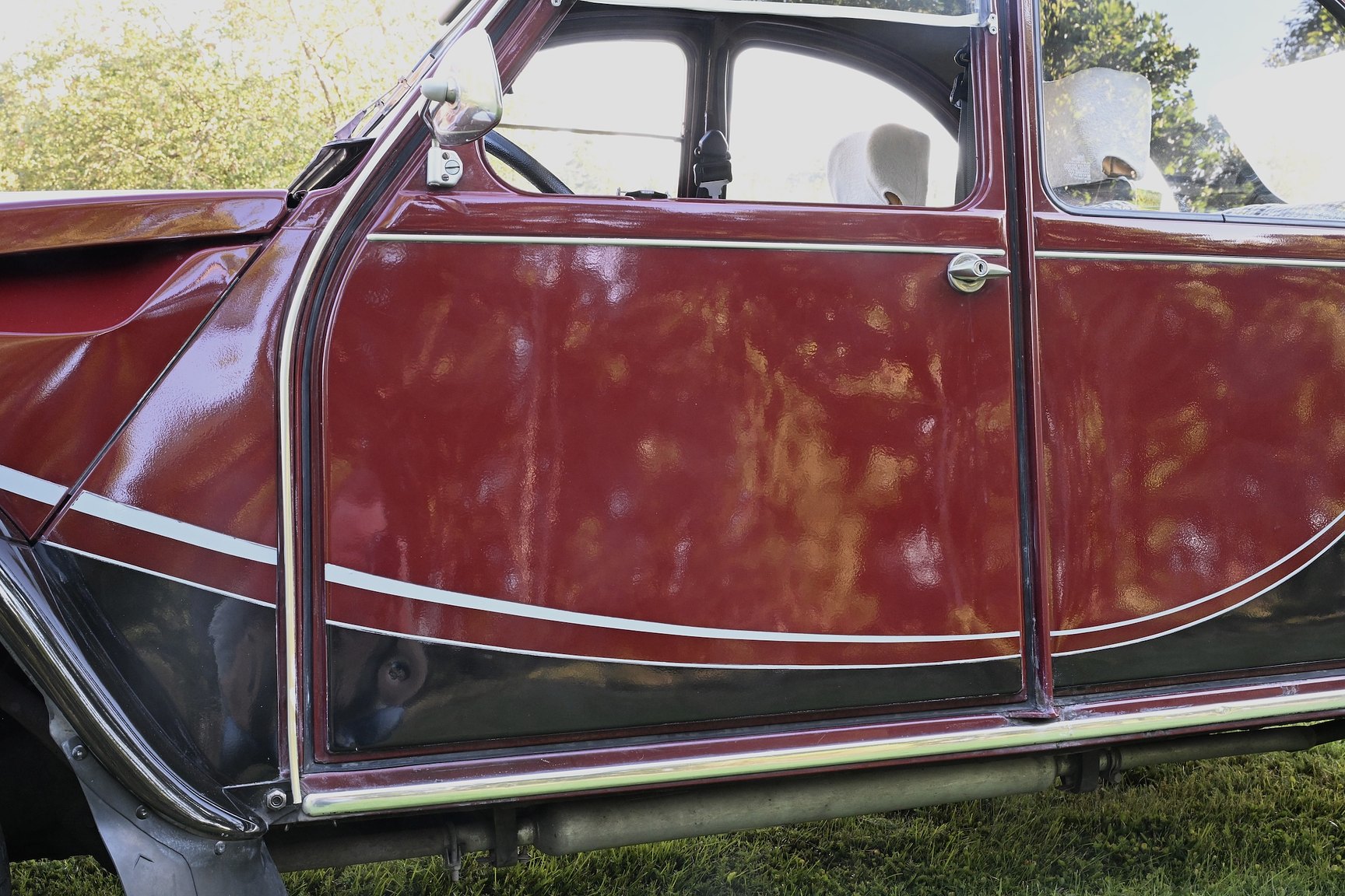Exterior image of 1981 Citroën 2CV Charleston