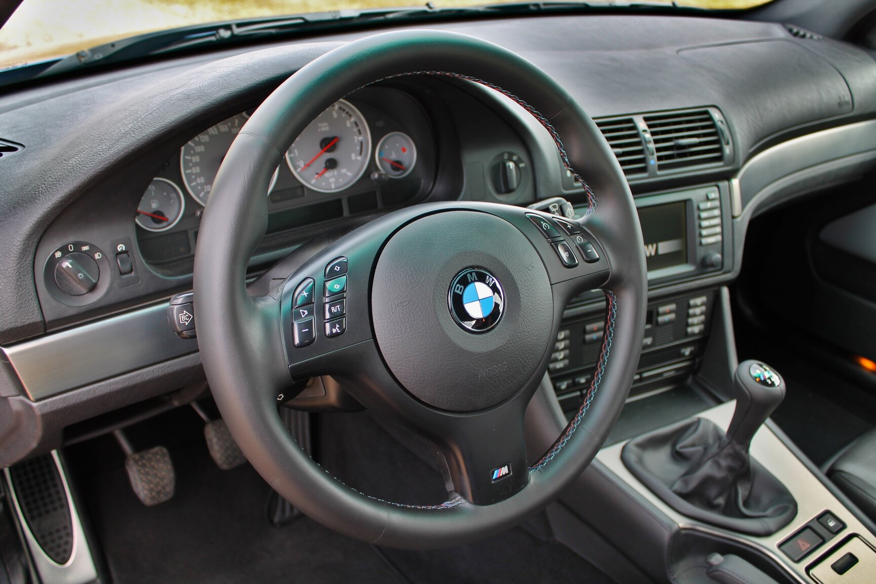 Innenraumfoto von 2003 BMW M5