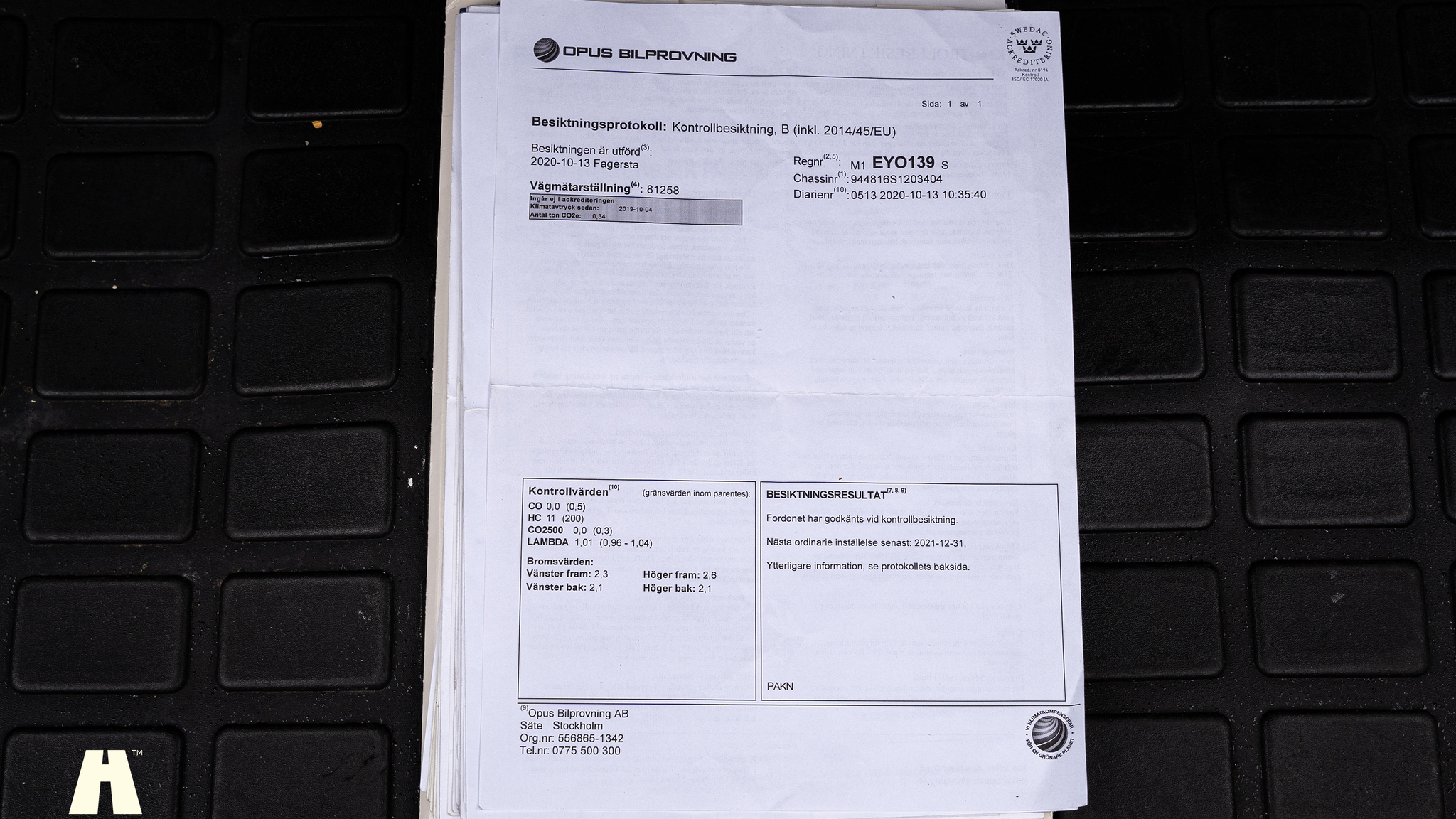 Documentation for 1995 Volvo 940 SE